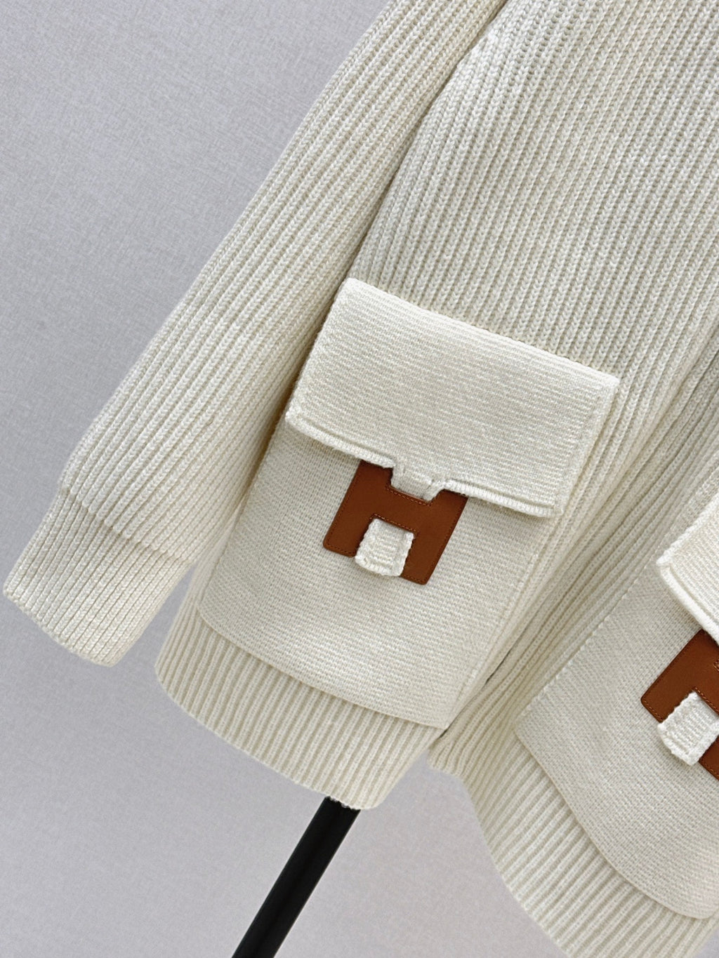🔥Highest Quality🔥26FW New Classic Wool Knit Jacket with H-Pattern Pocket Detail 🖤