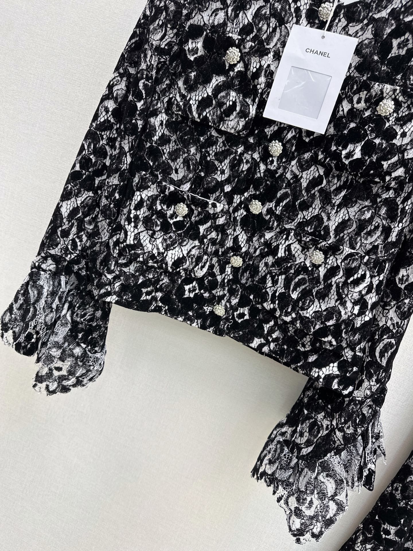 26FW New Custom Crew-Neck Lace Jacket 🖤