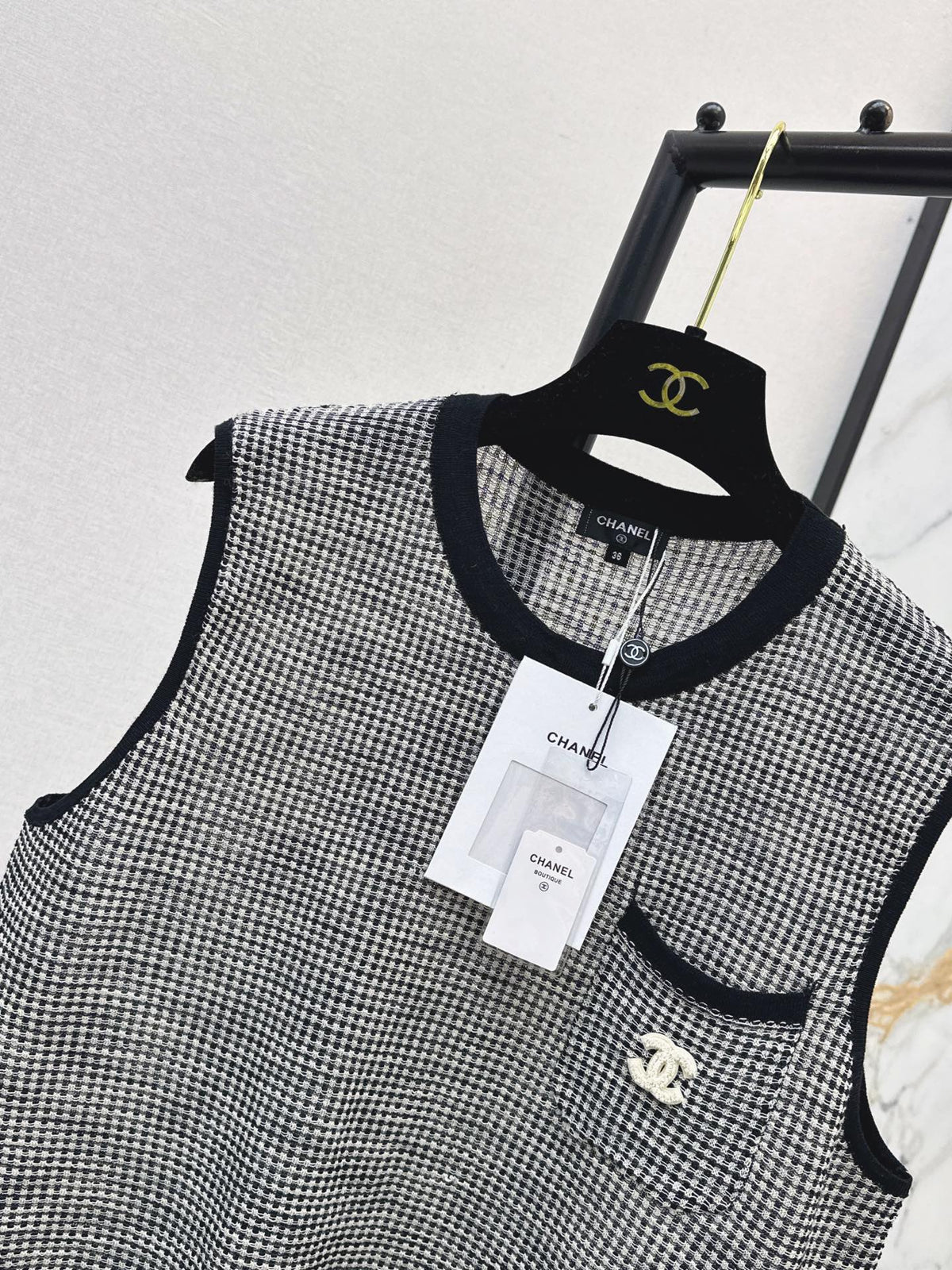 26FW New Vintage-Style Drop-Shoulder Crew-Neck Vest 🖤