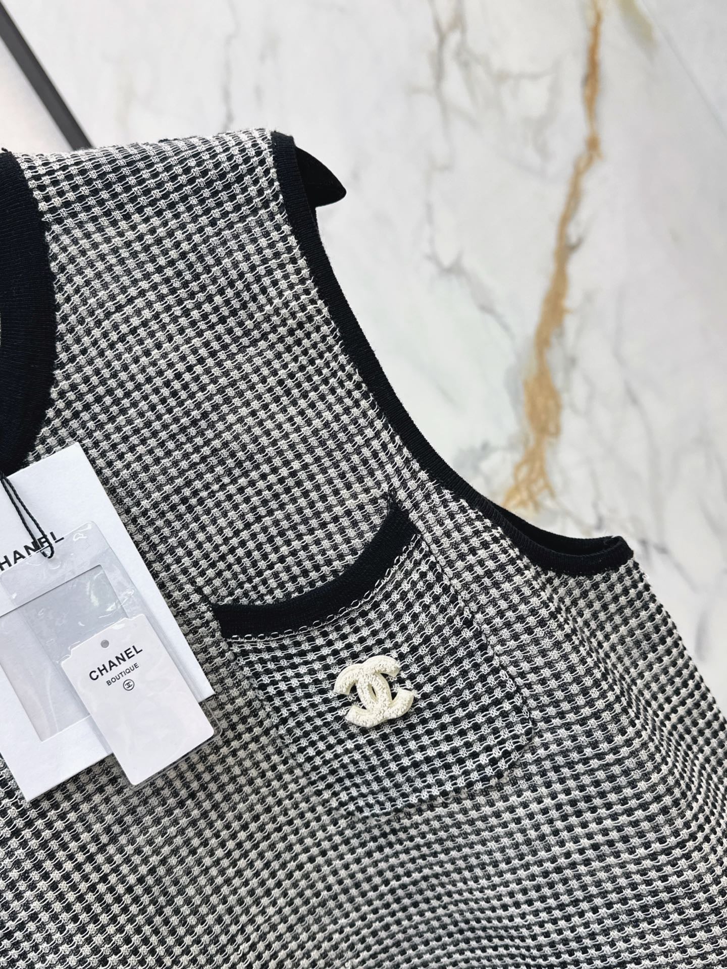 26FW New Vintage-Style Drop-Shoulder Crew-Neck Vest 🖤