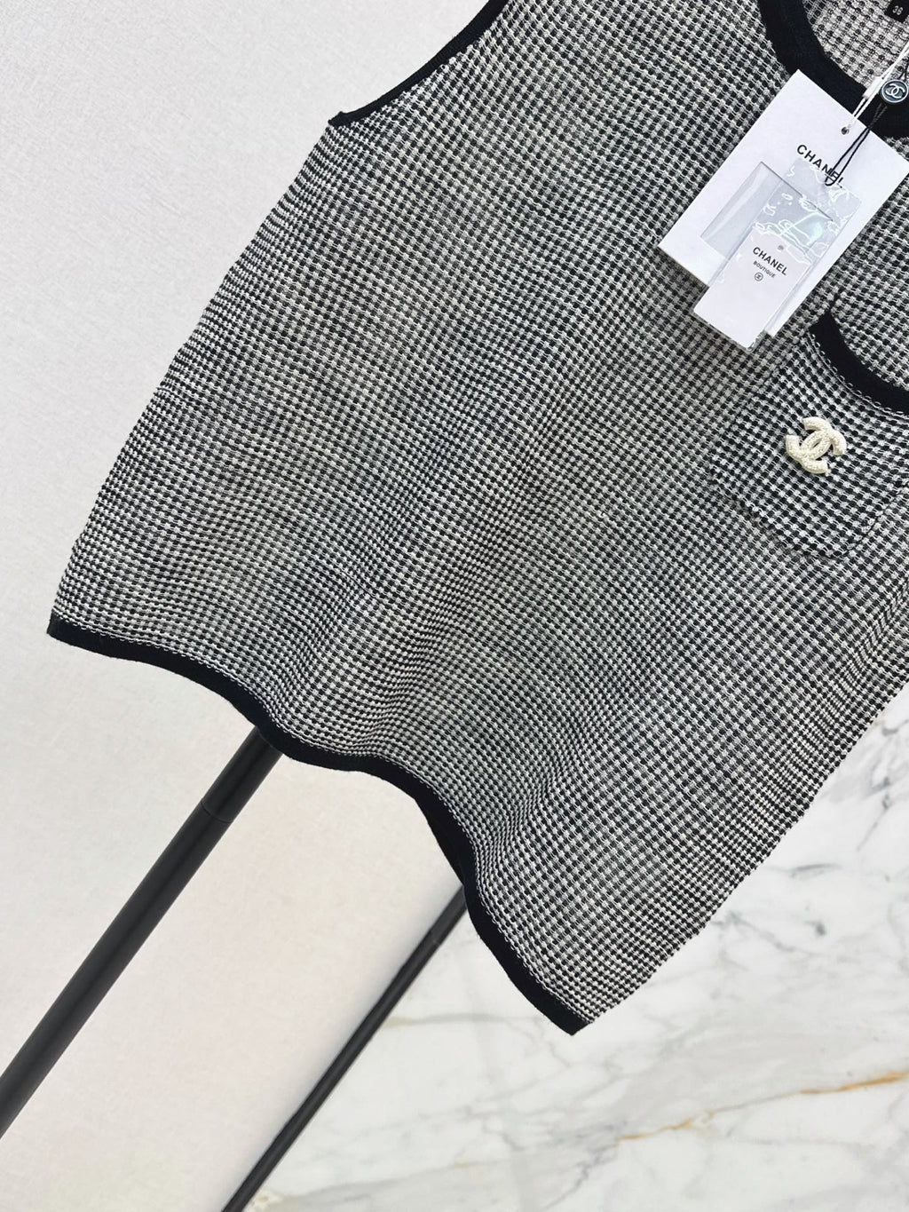 26FW New Vintage-Style Drop-Shoulder Crew-Neck Vest 🖤