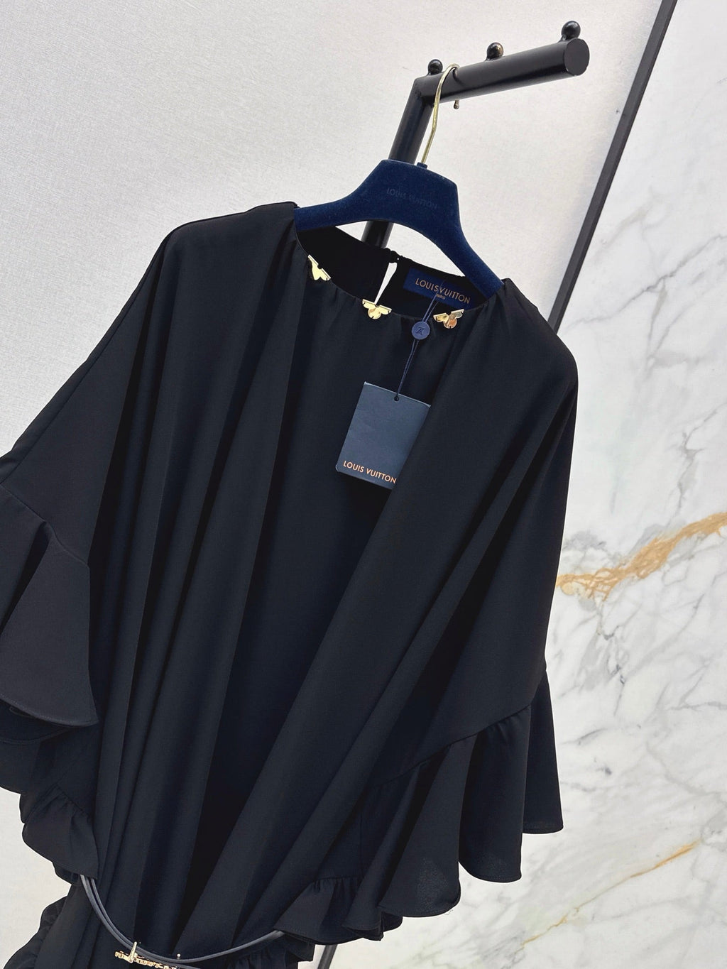 New 26FW Black Batwing-Sleeve Dress 🖤