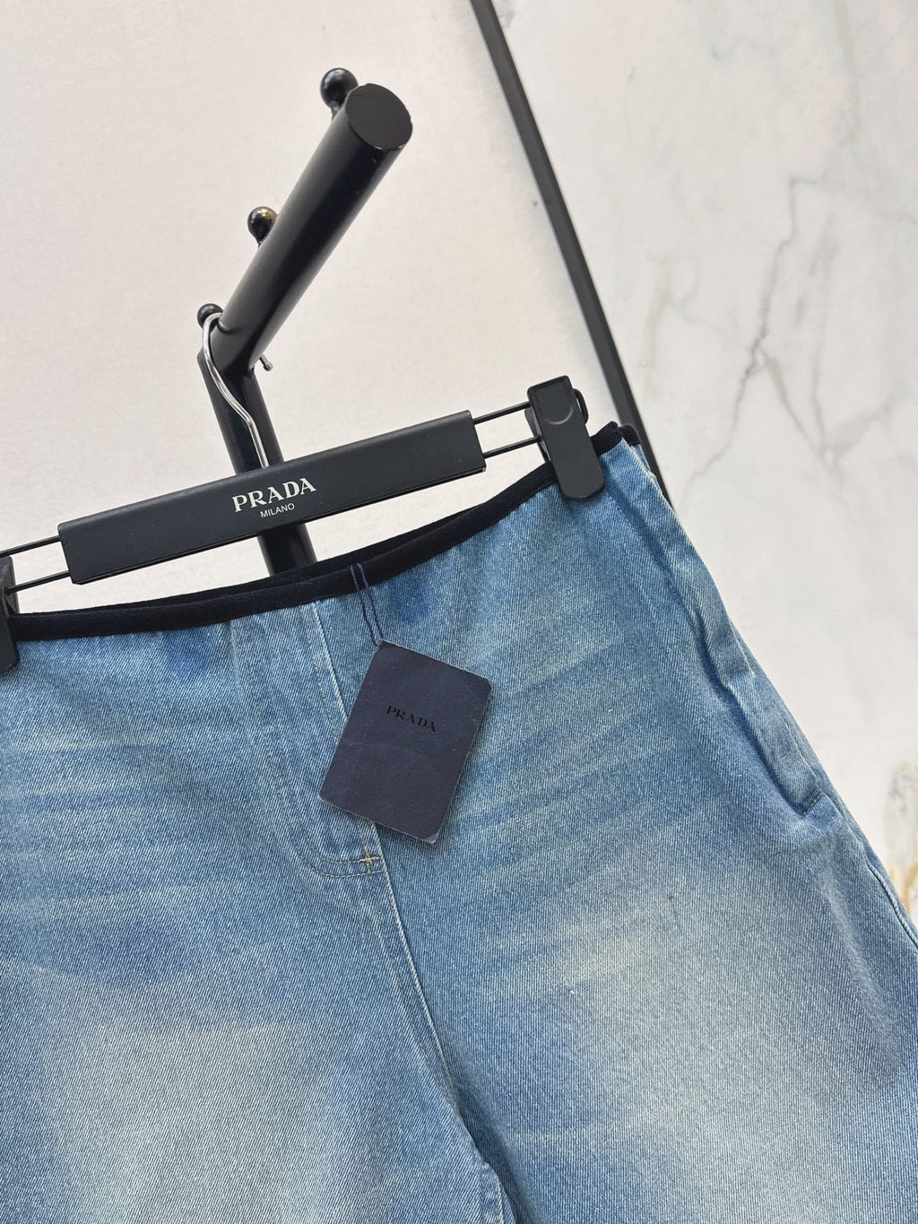 26FW New High-Waisted Denim Bermuda Shorts 🩵
