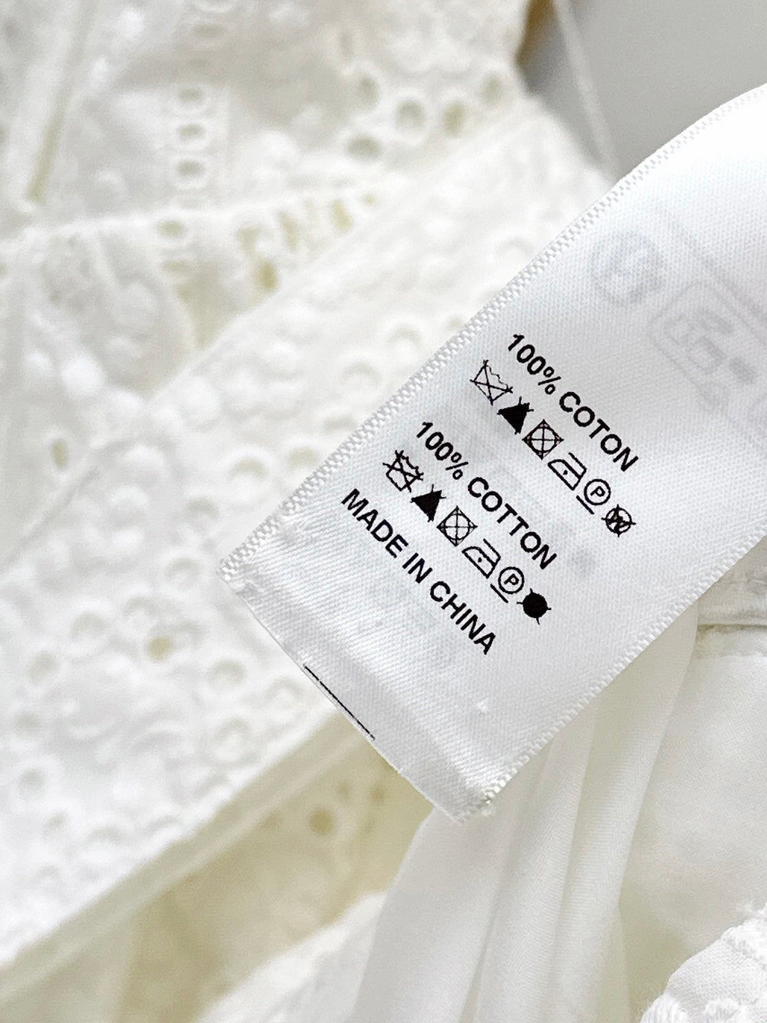26FW New Cut-out Water-Soluble Embroidery Dress 🤍