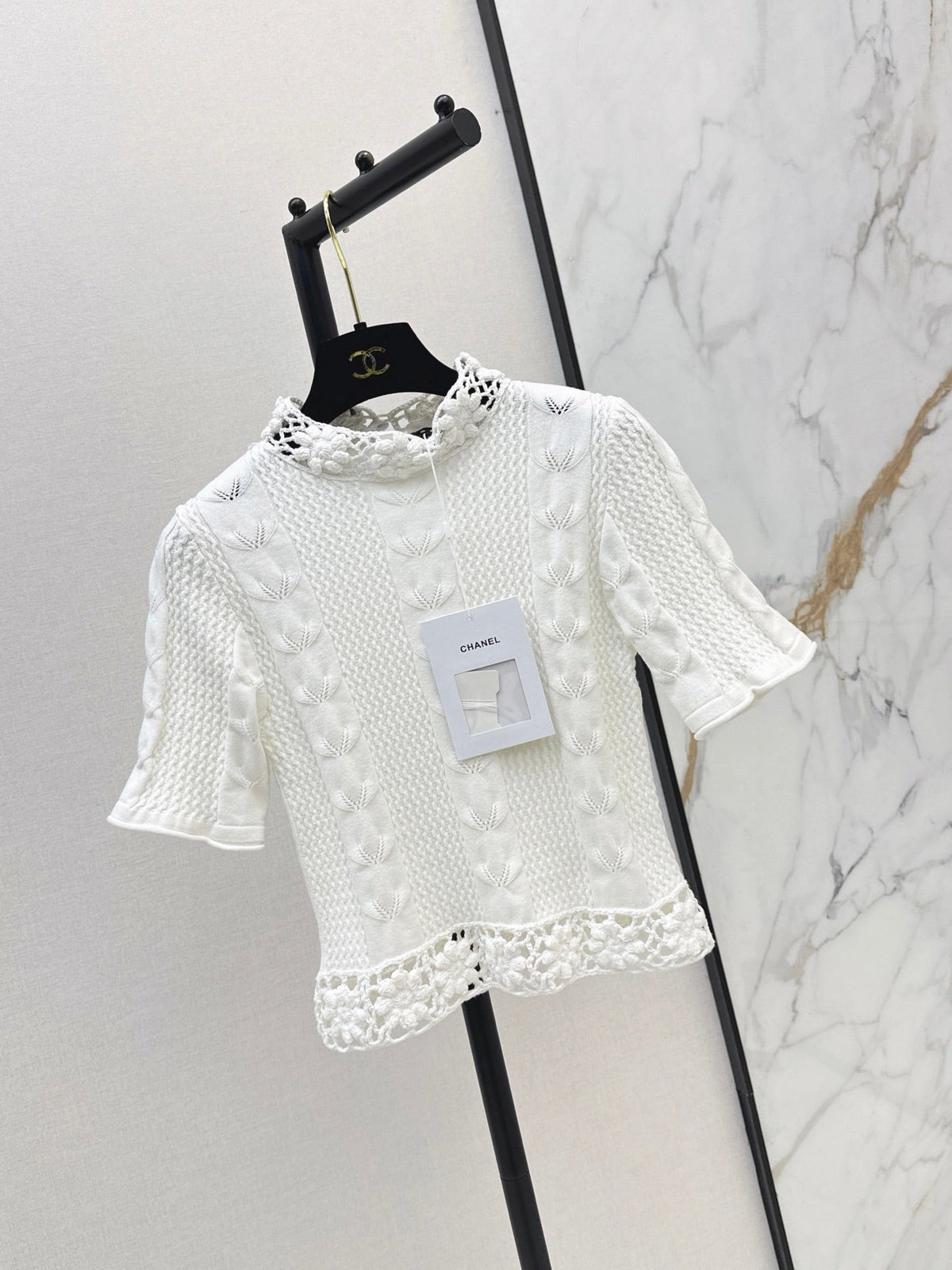 26FW New 3D-Texture Stand-Collar Knit Top 🤍
