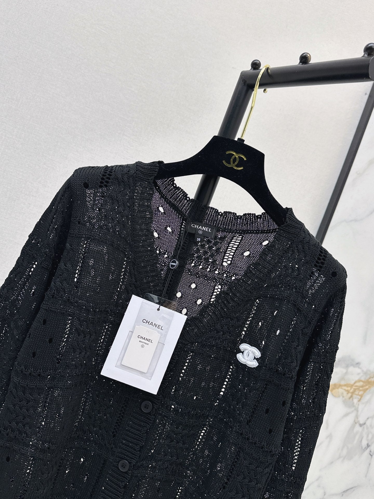 26FW New Textured Jacquard V-Neck Knit Cardigan 🤍
