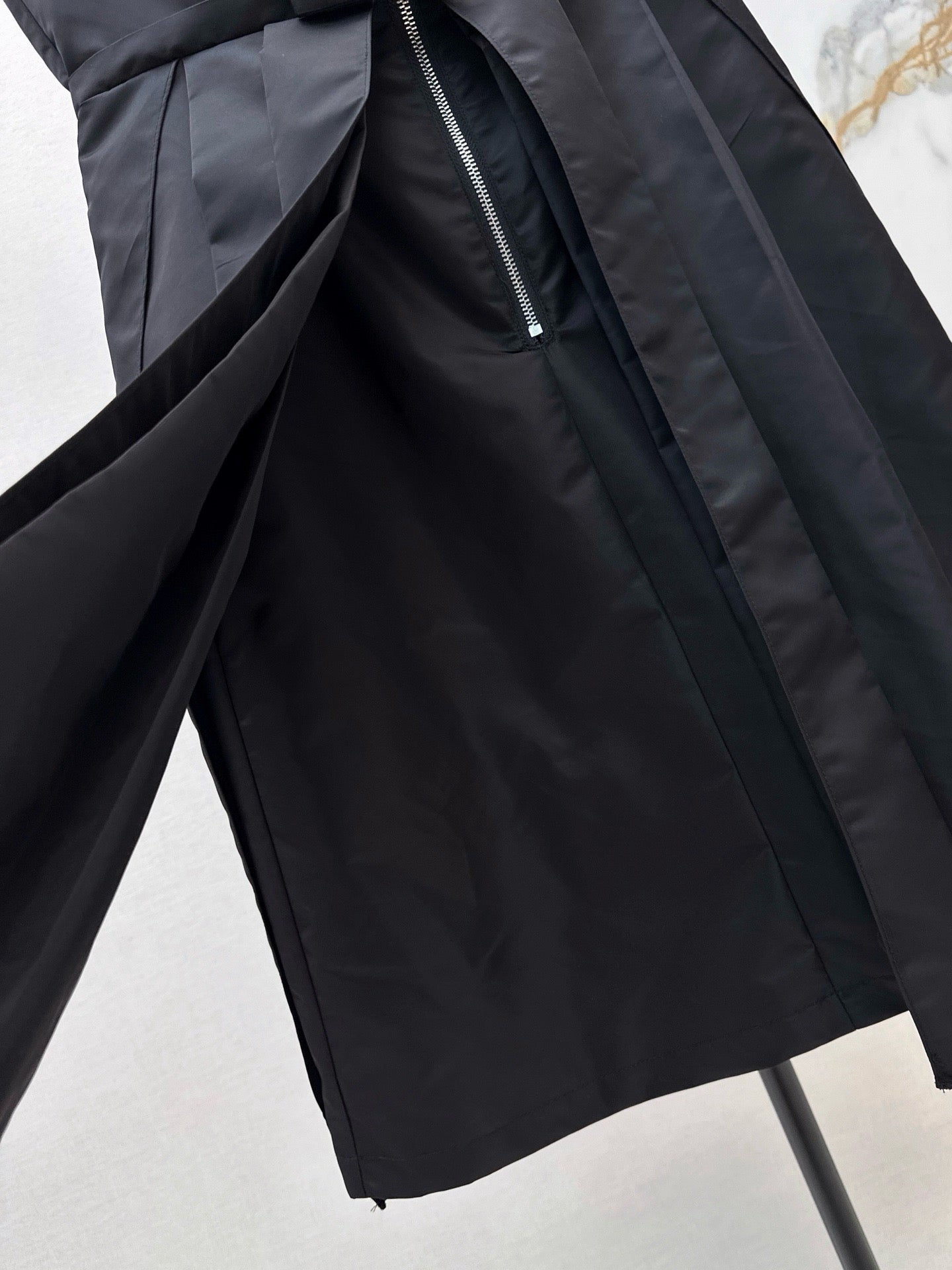 26FW New Nylon Bow-Waist Dress 🖤