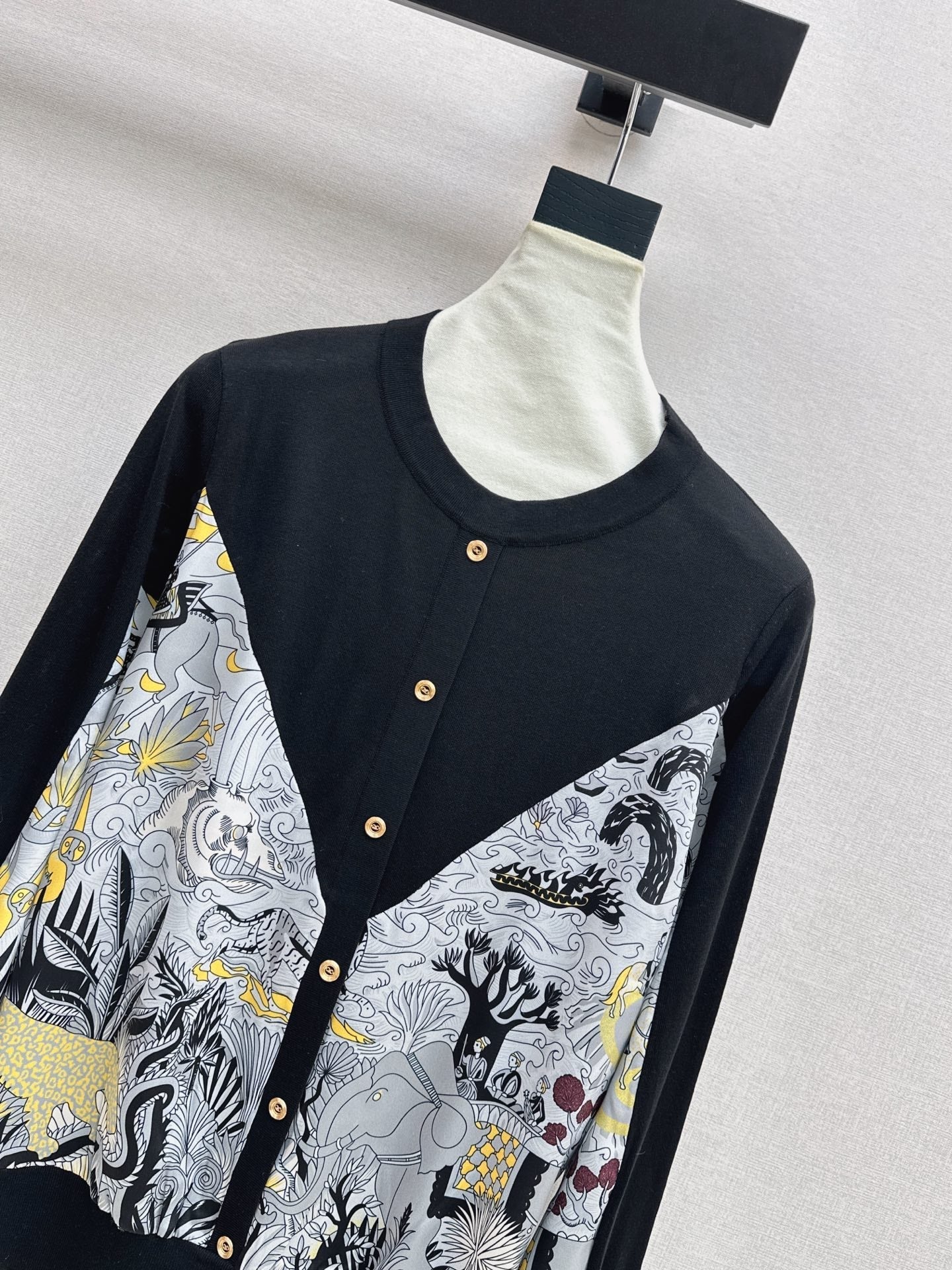 26FW New Printed Panel Knit Cardigan 🖤