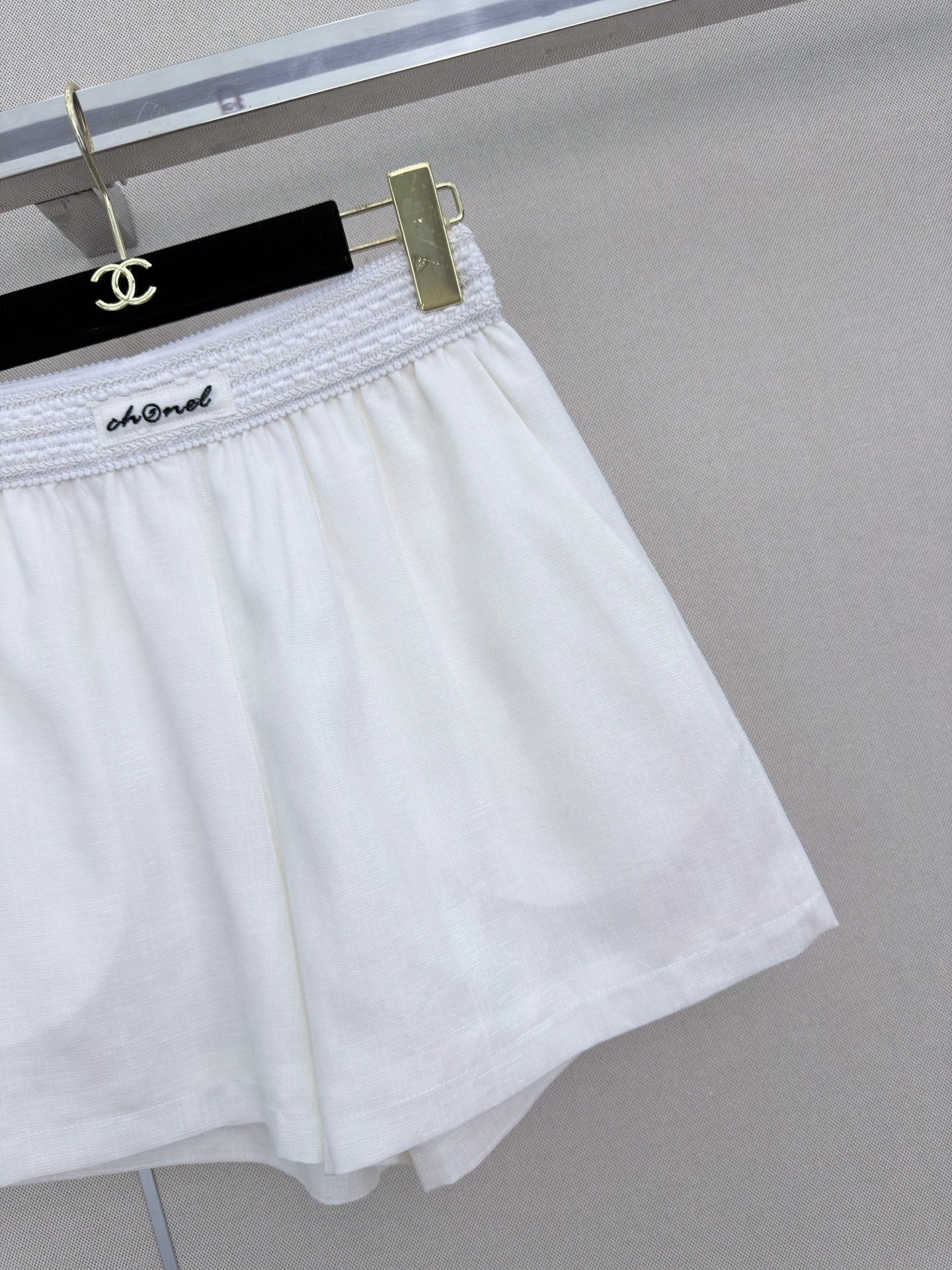 26FW New Elastic-Waist Shorts