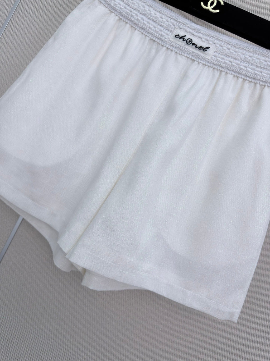 26FW New Elastic-Waist Shorts