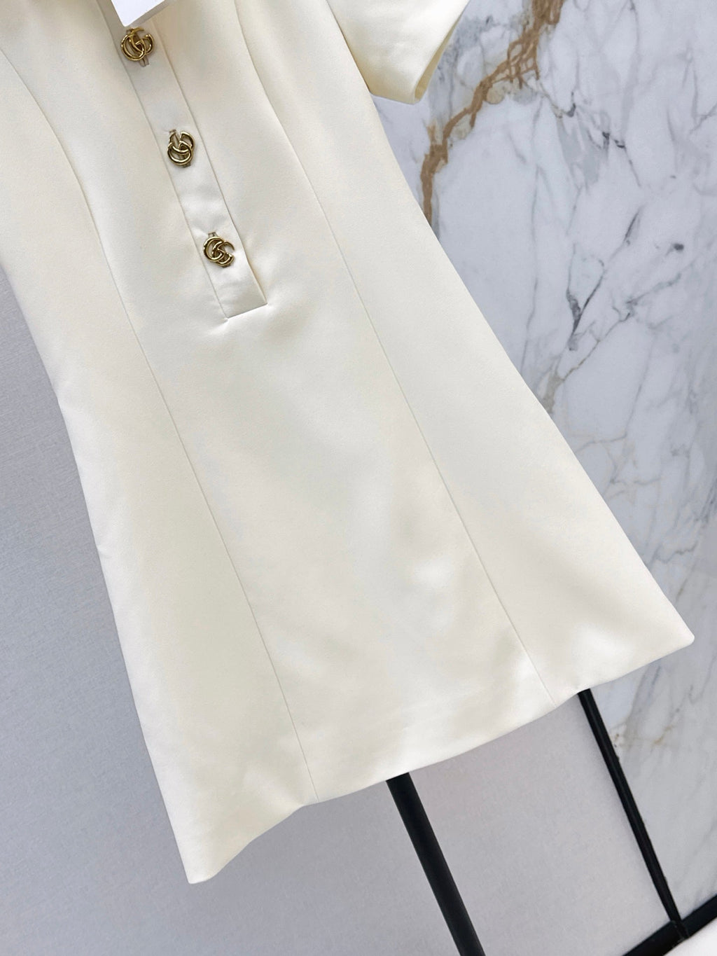 🔥Highest Quality🔥 26FW New Lapel Dress with Metal Buckle 🤍