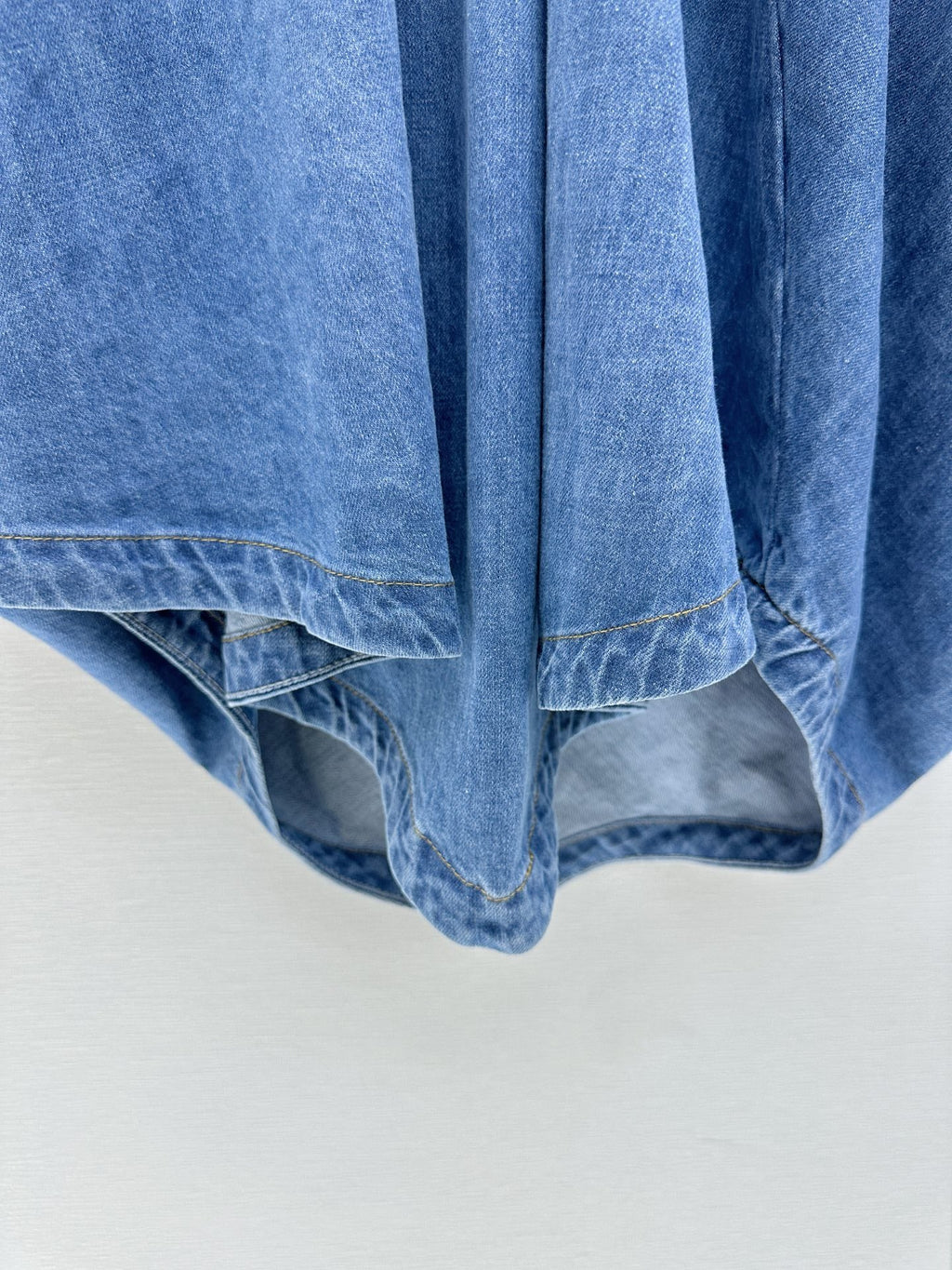 26FW New Asymmetrical Denim Skirt with Ruffled Trim 🩵