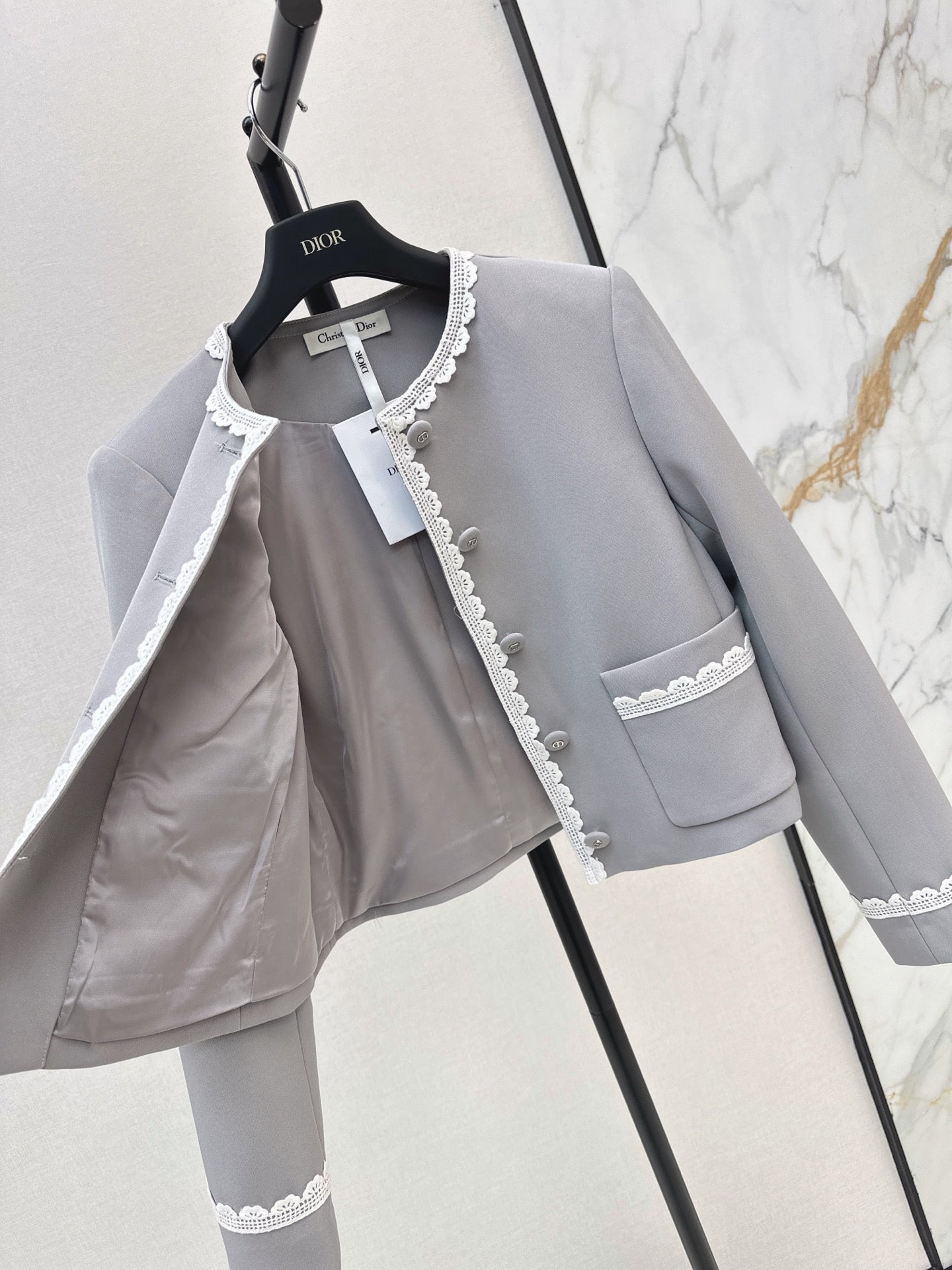 26FW New Color-Block Lace-Trim Crew-Neck Jacket 🩶