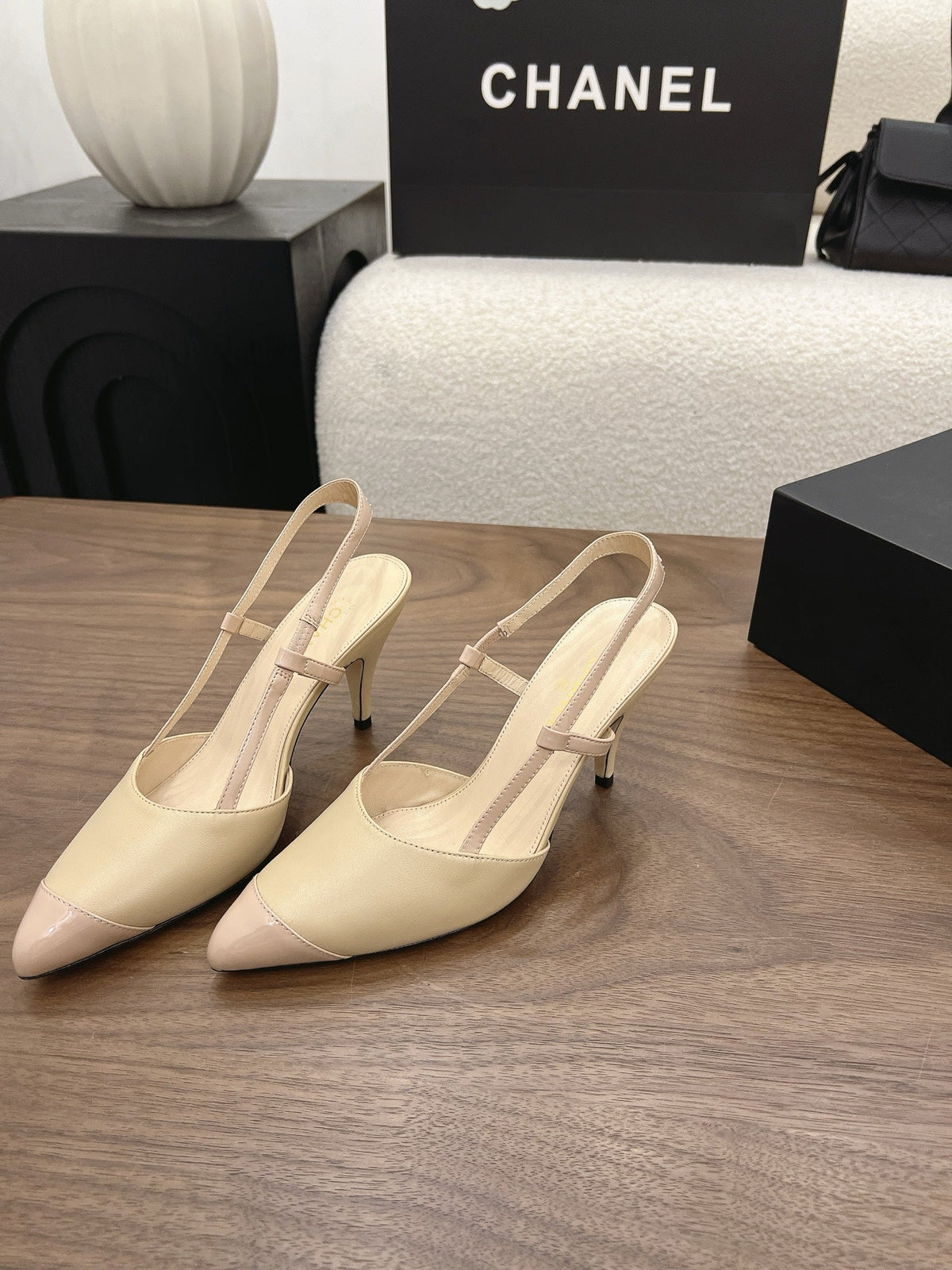 26FW New Color-Block Pointed-Toe Slingback High-Heeled Sandals (height: 8.5cm)