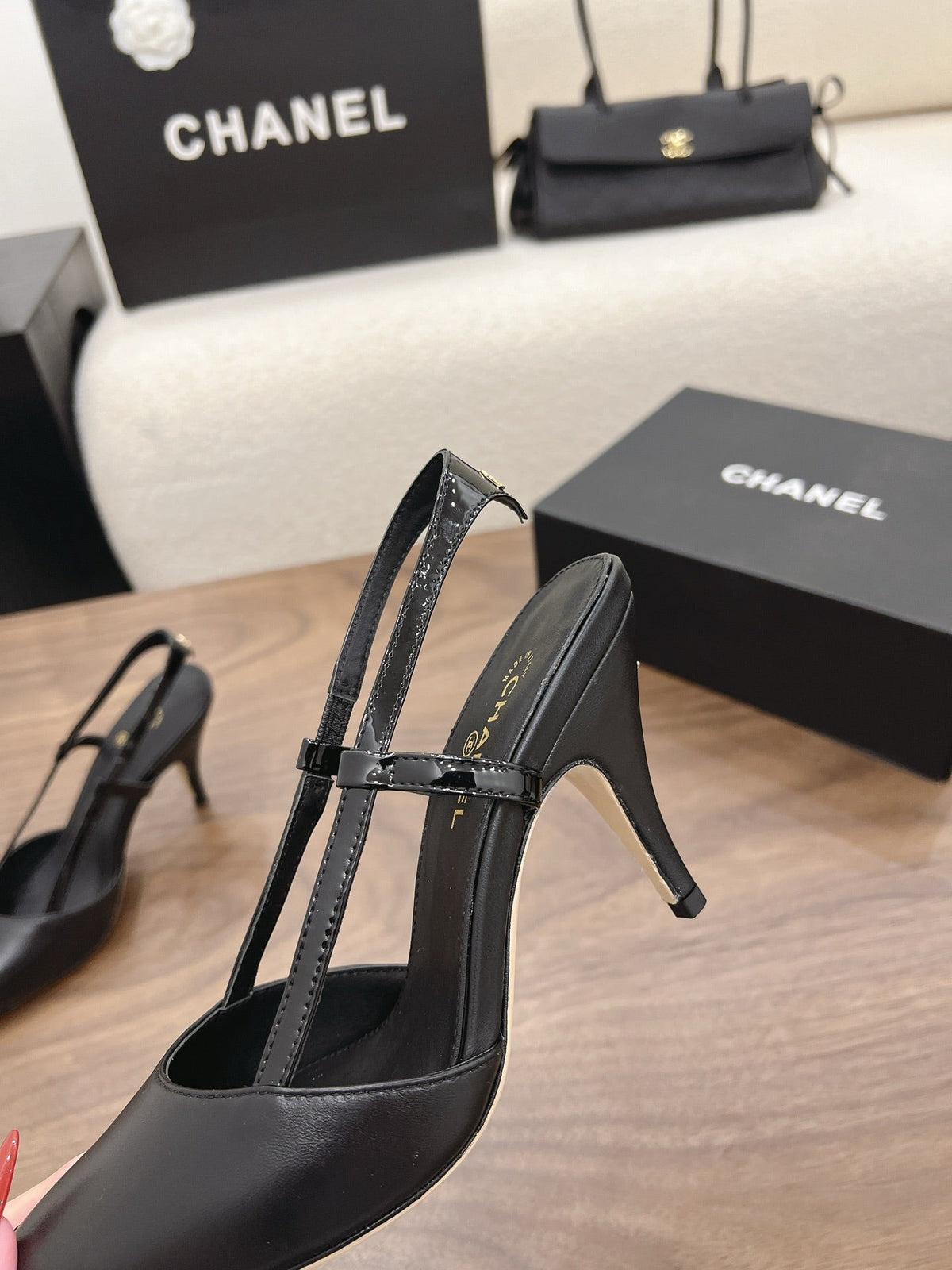 26FW New Color-Block Pointed-Toe Slingback High-Heeled Sandals (height: 8.5cm)