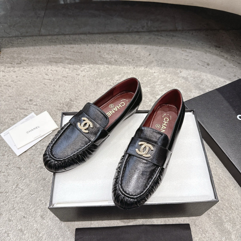 26FW New Pleated Flat Mules – Vintage-Style Flats
