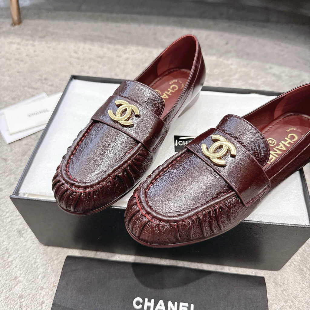 26FW New Pleated Flat Mules – Vintage-Style Flats