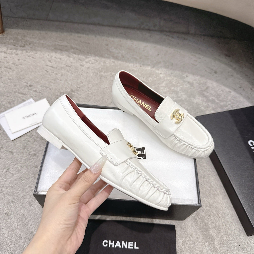 26FW New Pleated Flat Mules – Vintage-Style Flats