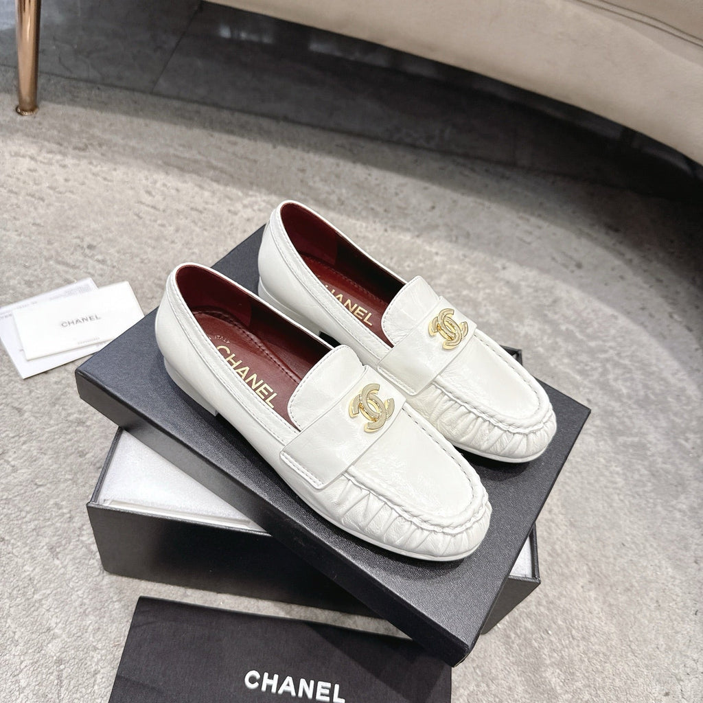 26FW New Pleated Flat Mules – Vintage-Style Flats