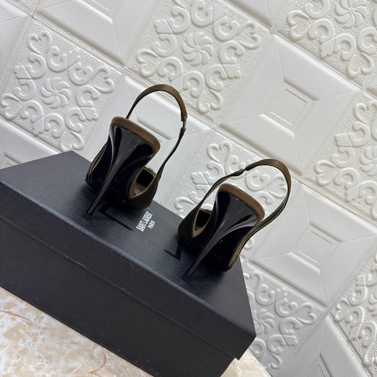 26FW New YSL Logo High Heels 👠(height: 10.5cm)