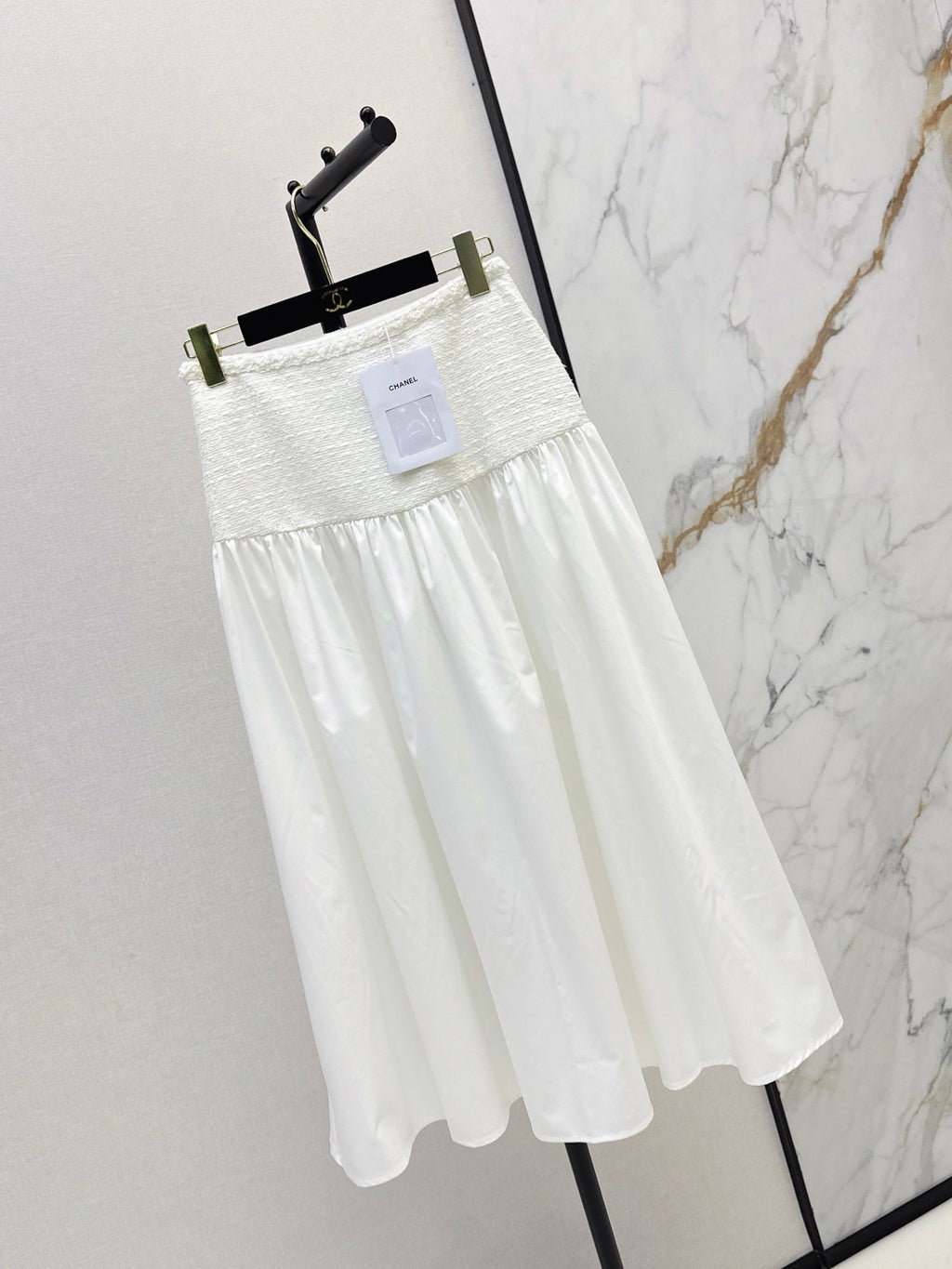 26FW New Knitted & Paneled Midi Skirt 🤍