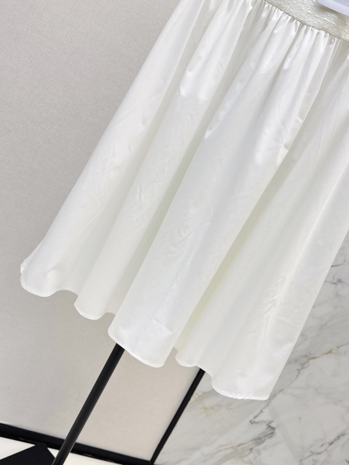 26FW New Knitted & Paneled Midi Skirt 🤍