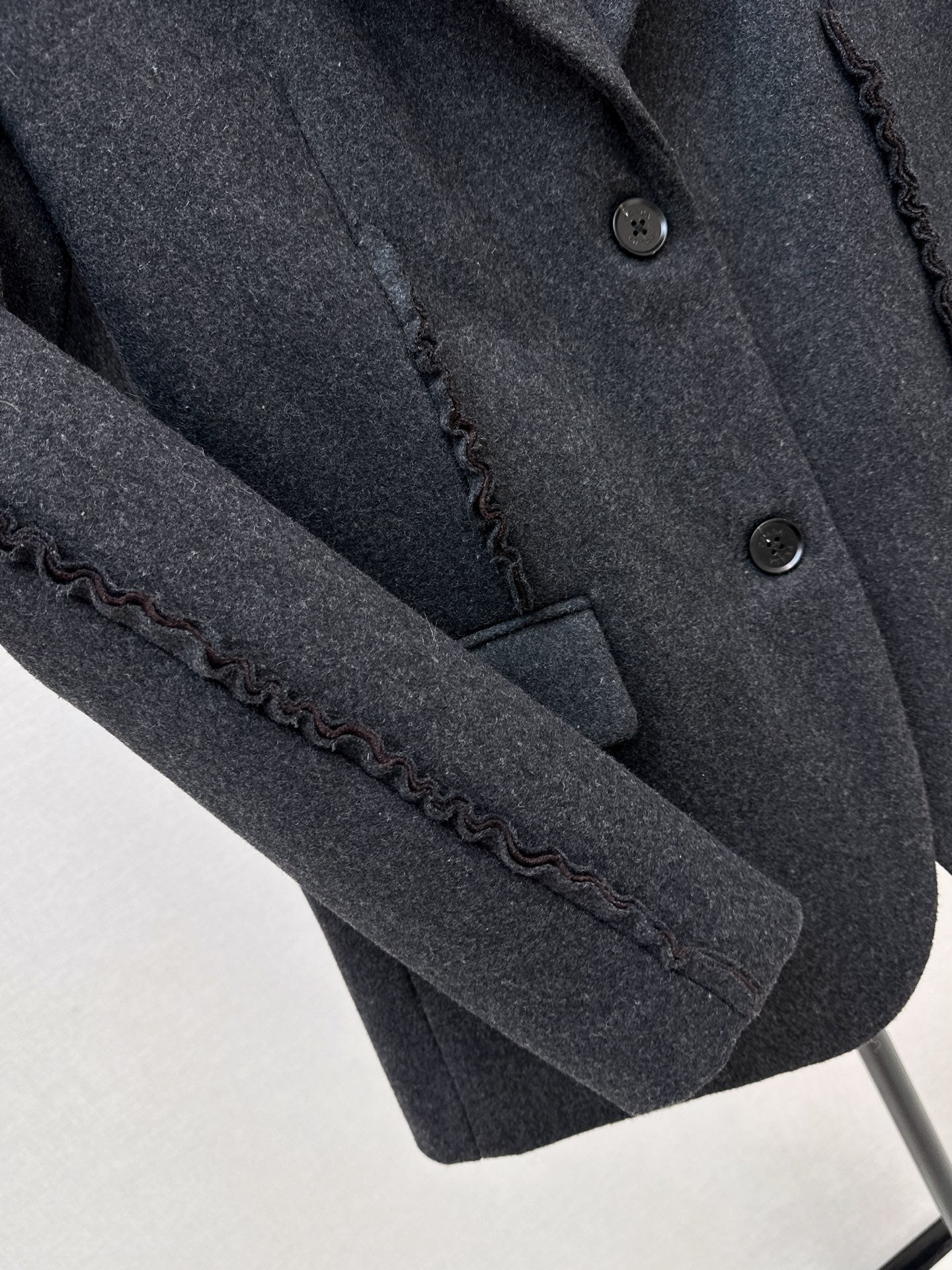 26FW New Blazer with Lettuce-Edge Trim 🩶