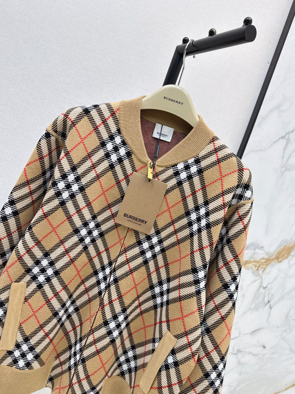 26FW New Plaid Stand-Collar Knit Cardigan 🖤
