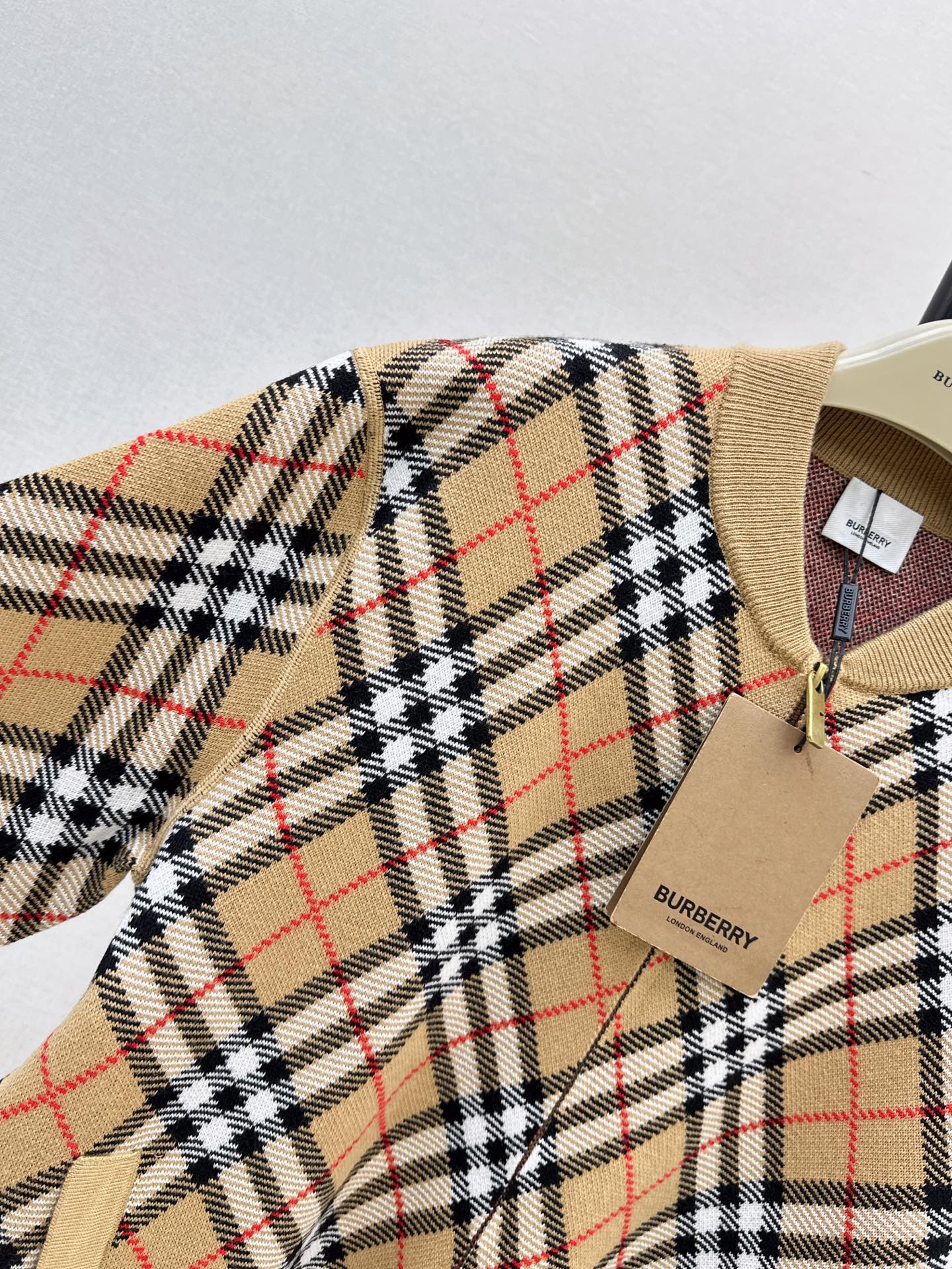 26FW New Plaid Stand-Collar Knit Cardigan 🖤