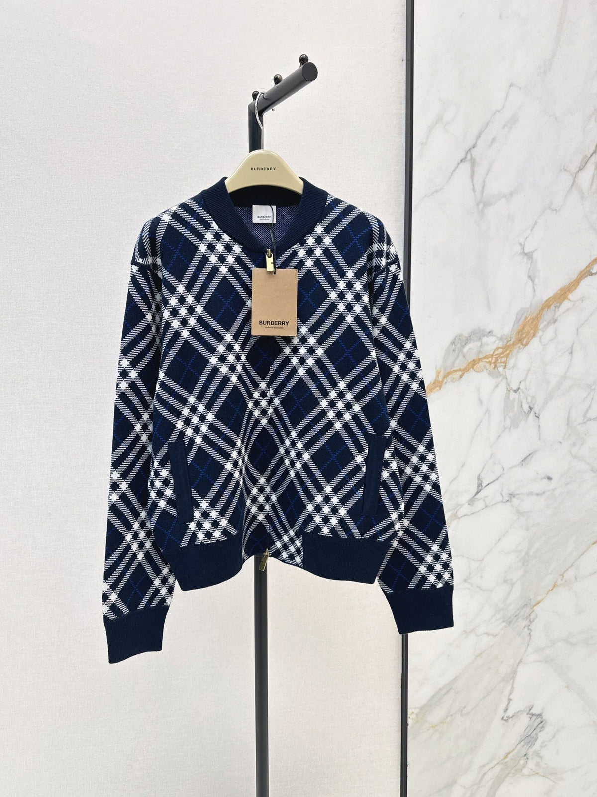 26FW New Plaid Stand-Collar Knit Cardigan 🖤