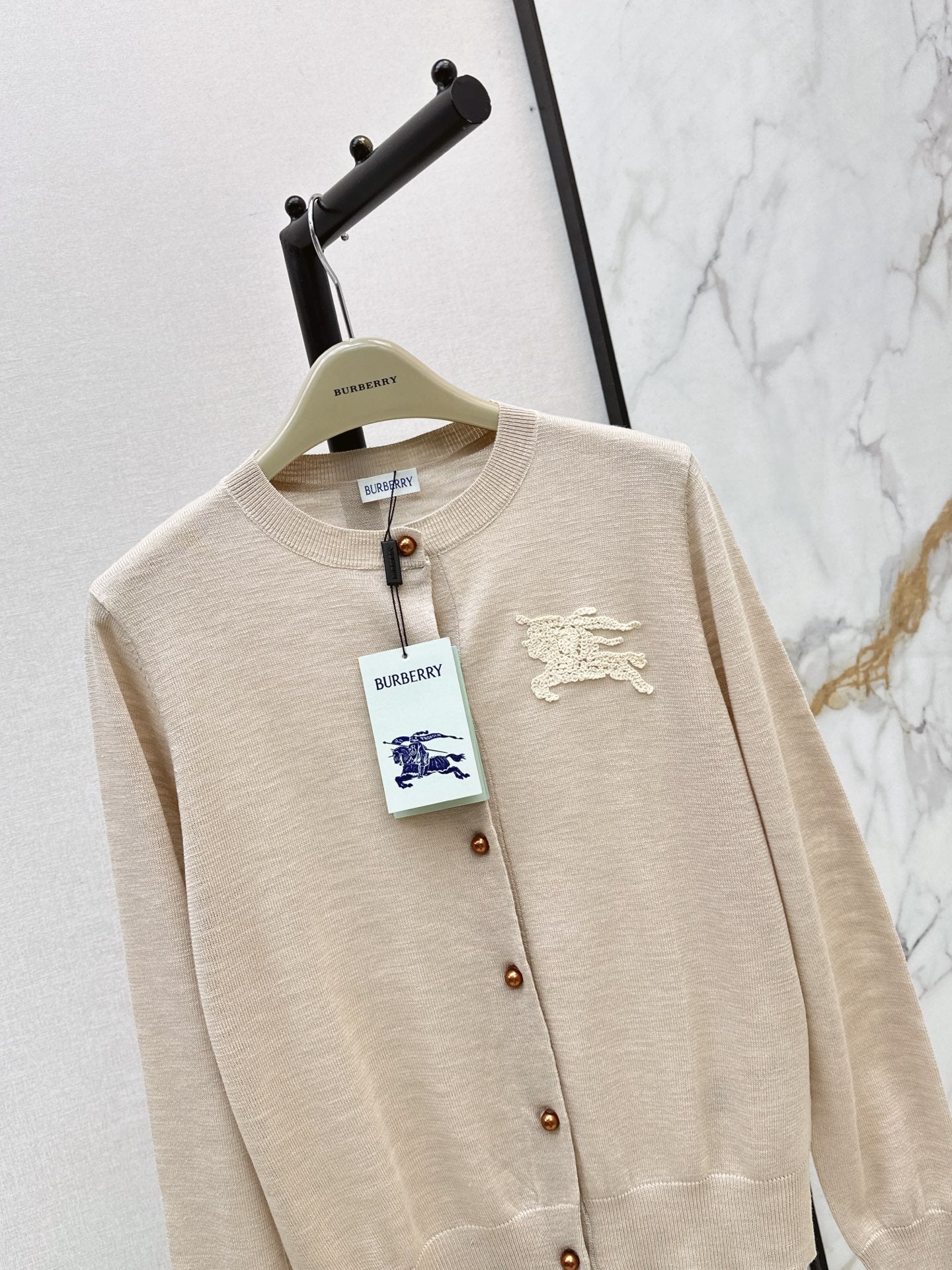 26FW New Jacquard Equestrian Knight Crew-Neck Button-Up Cardigan 💕
