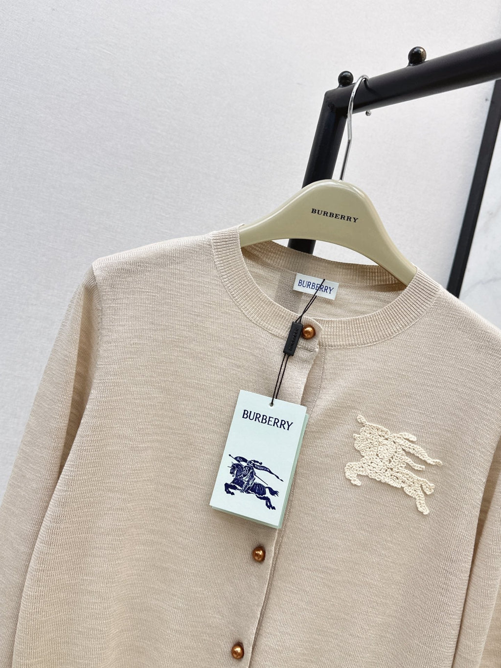 26FW New Jacquard Equestrian Knight Crew-Neck Button-Up Cardigan 💕