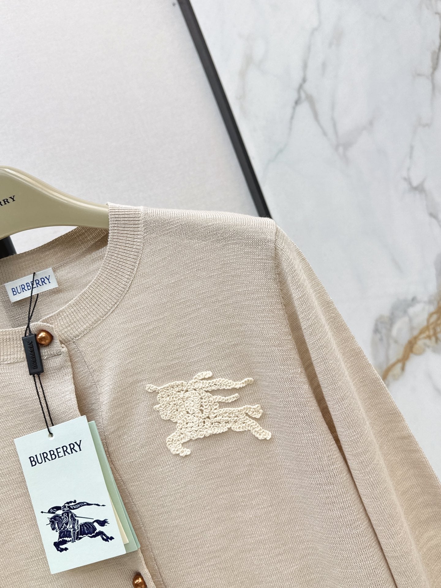 26FW New Jacquard Equestrian Knight Crew-Neck Button-Up Cardigan 💕