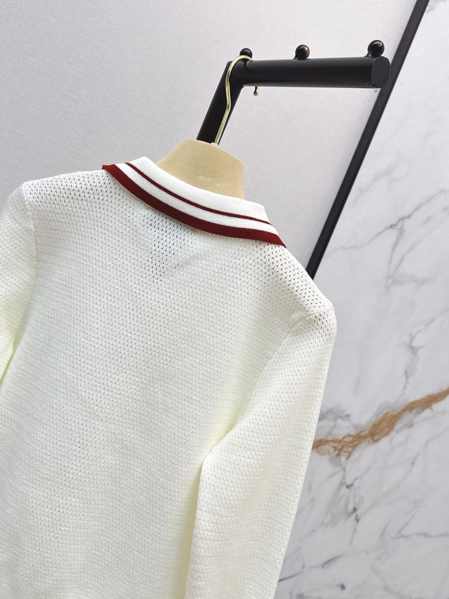 26FW New Color-Block Striped Collared Knit Top 💛
