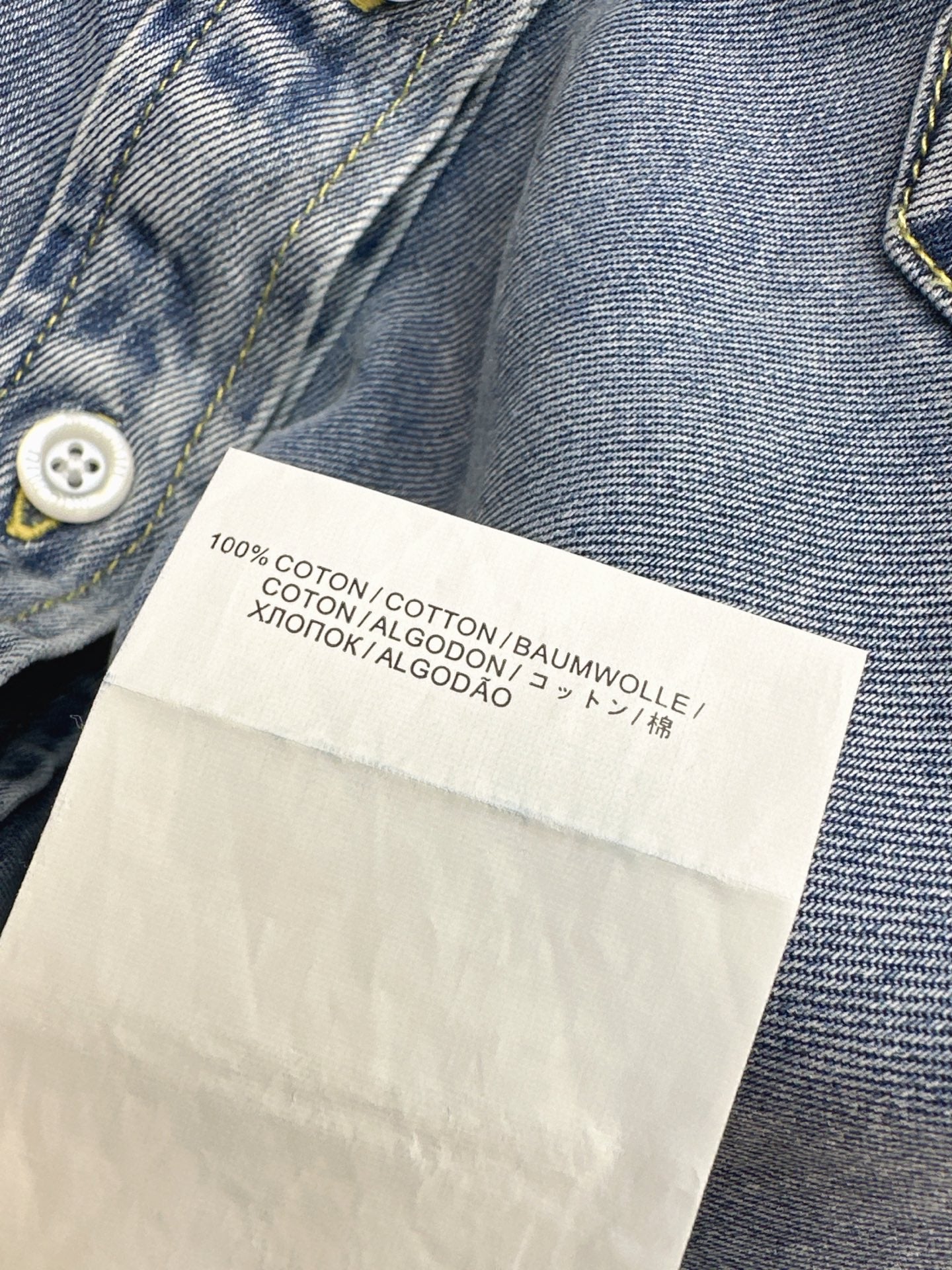 26FW New Denim Shirt with Embroidered Letter Logo and Contrast-Color Collar 🩵