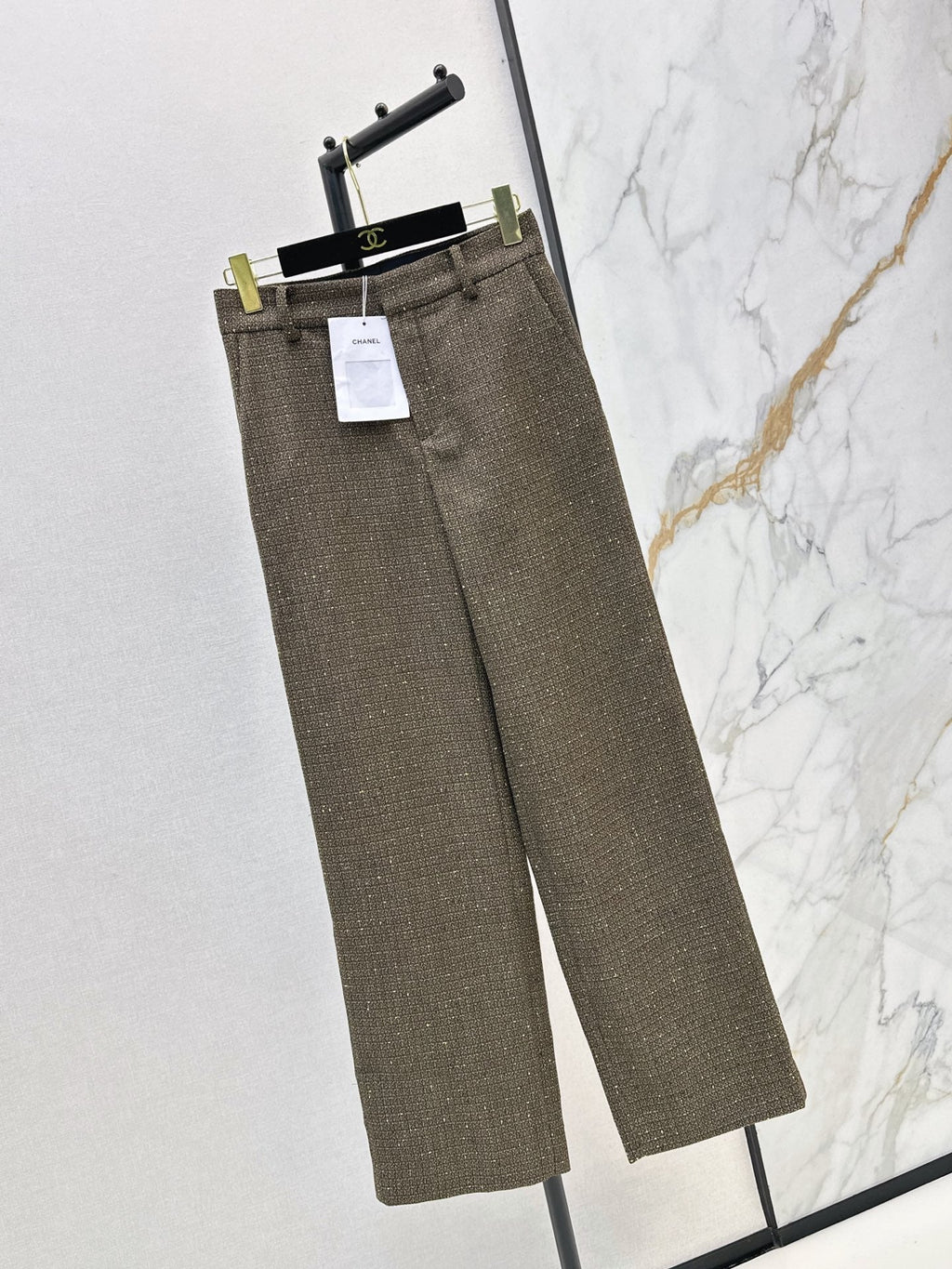 26FW New Runway Style: Vintage-Inspired Woven Wool Trousers 🤎