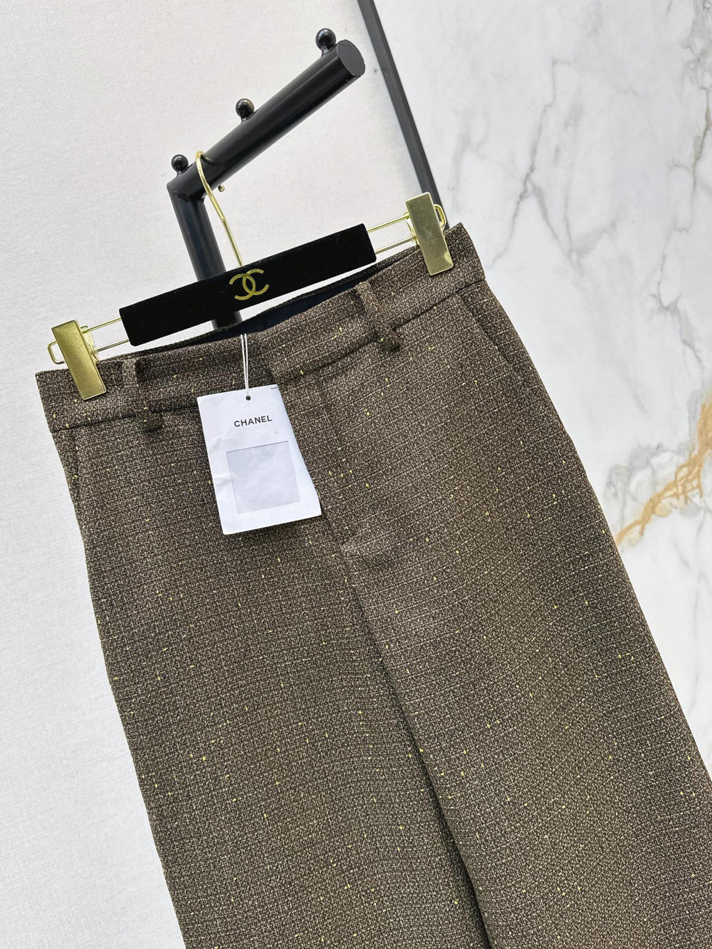 26FW New Runway Style: Vintage-Inspired Woven Wool Trousers 🤎