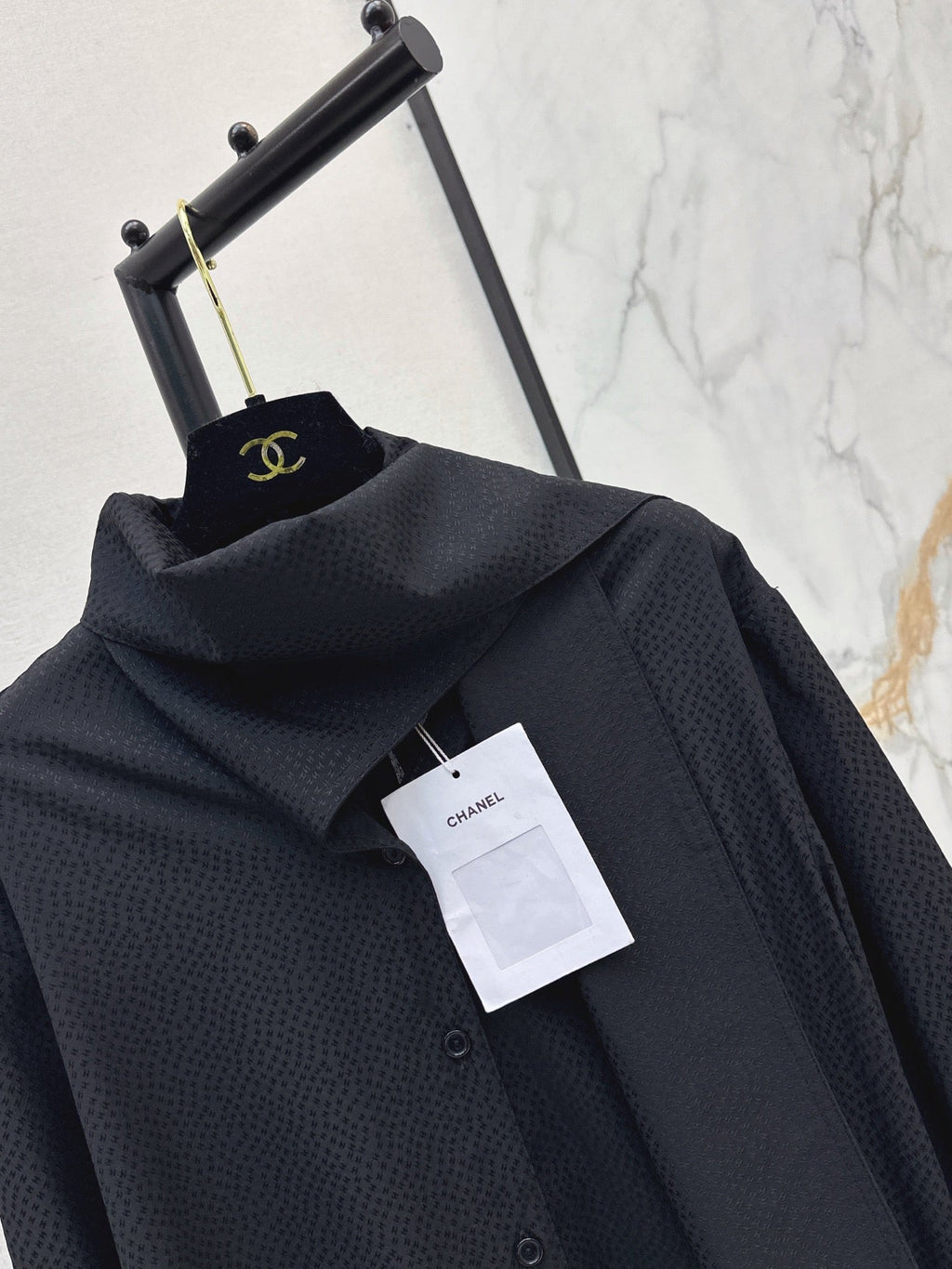 26FW New "Coco Girl" Style: Jacquard Silk Shirt 🖤