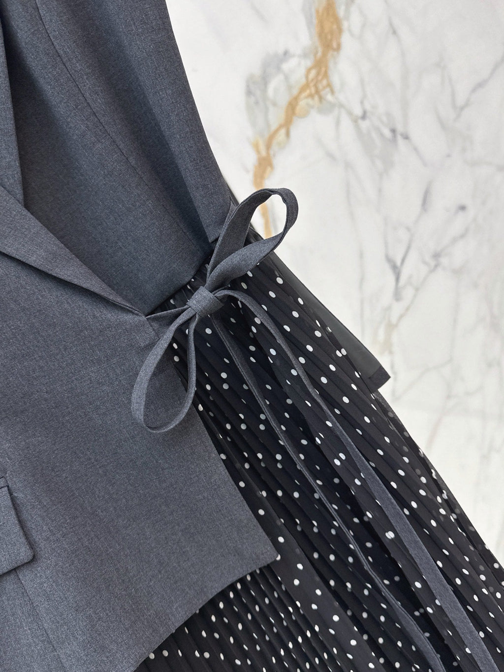26FW New Polka-Dot Panel Dress (Faux-Layered Look) 🖤