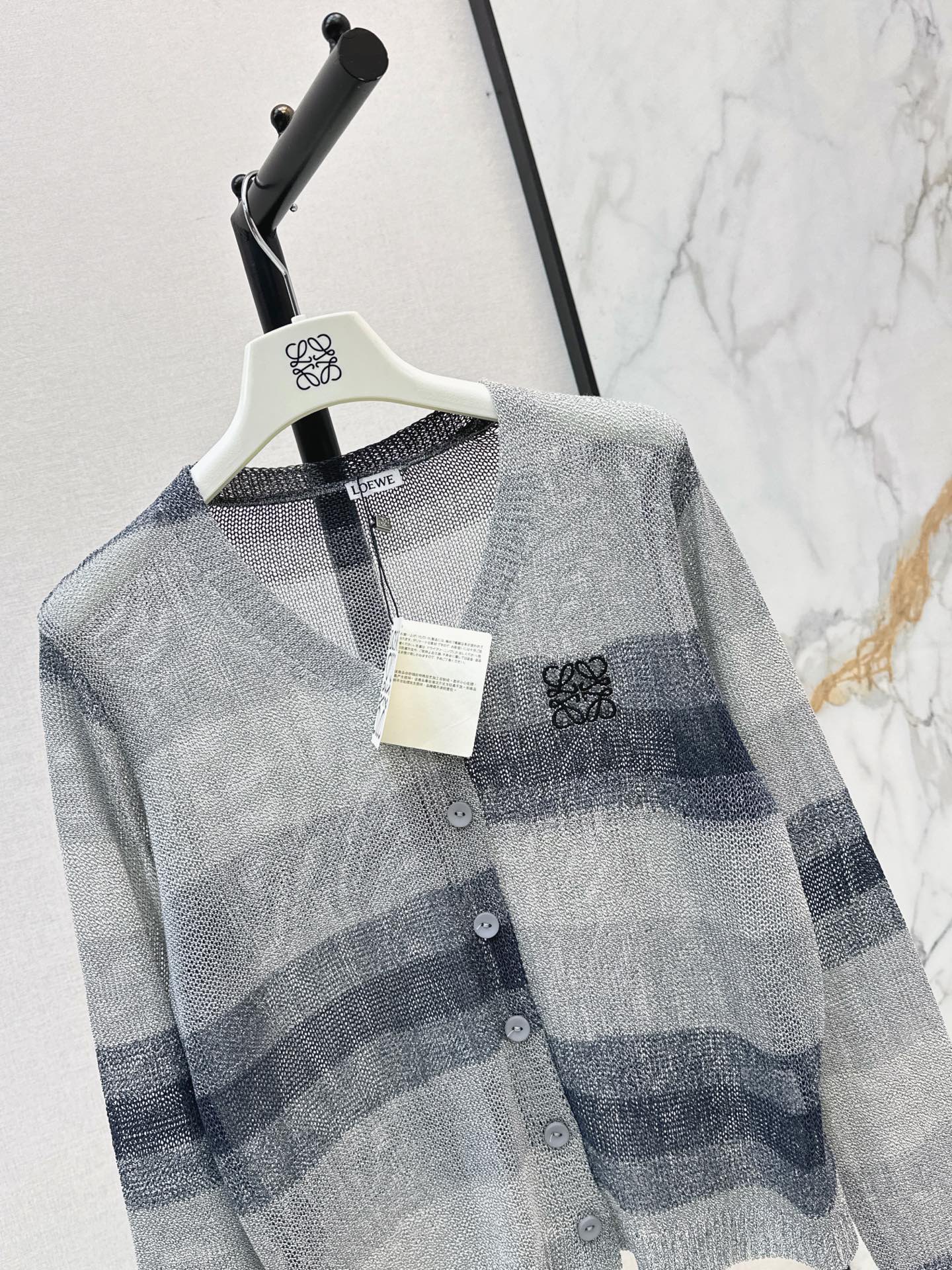 26FW New V-Neck Striped Knit Cardigan 🤍