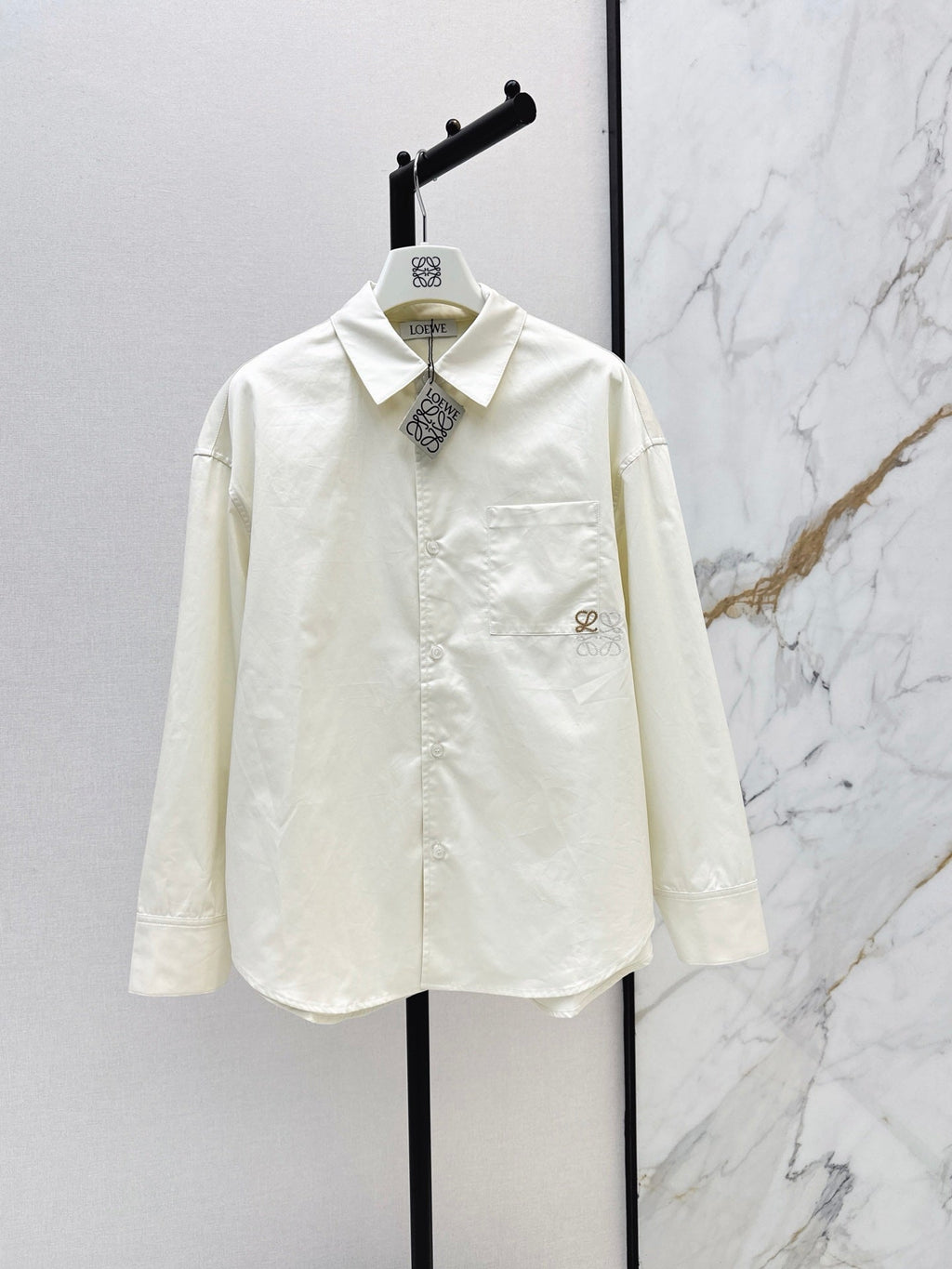 🔥Highest Quality🔥26FW New Minimalist & Relaxed Style: Logo-Embroidered Shirt in Creamy Apricot 🤍