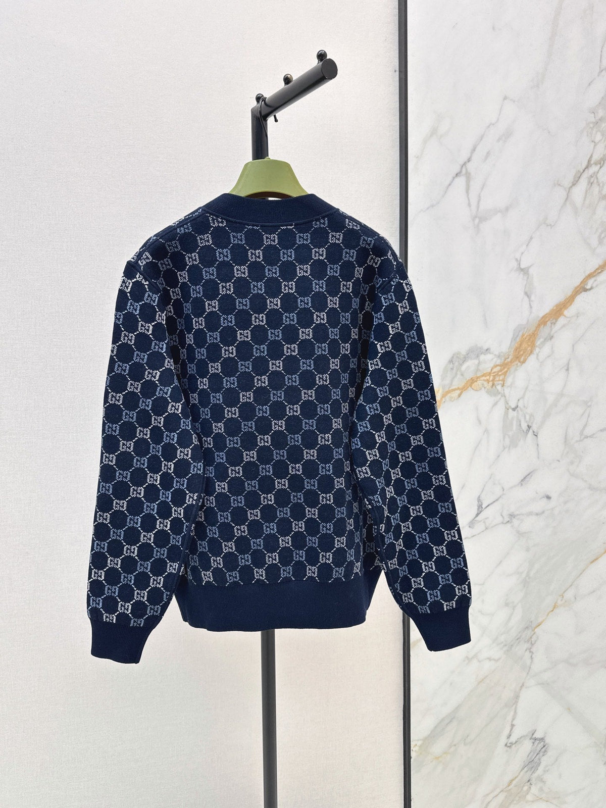 🔥Highest Quality🔥26FW New Limited Edition V-Neck Cardigan with Colorful GG Pattern 🖤
