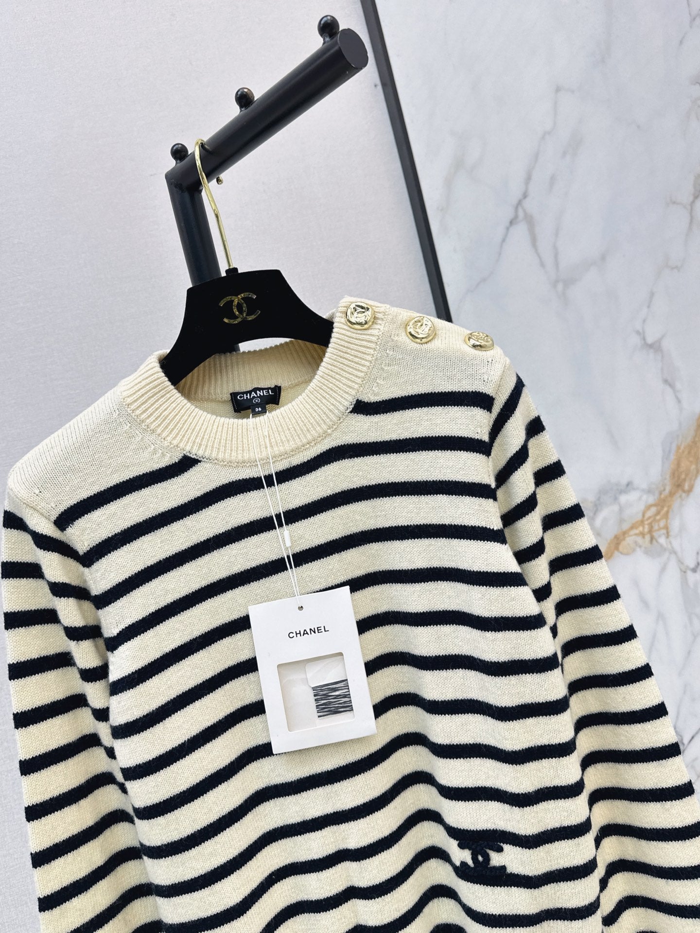 26FW New Métiers d'Art Collection Striped Knit Top 🖤