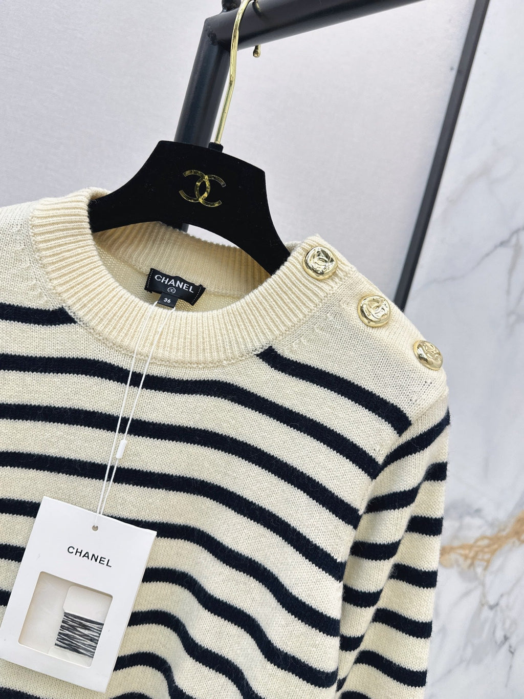 26FW New Métiers d'Art Collection Striped Knit Top 🖤