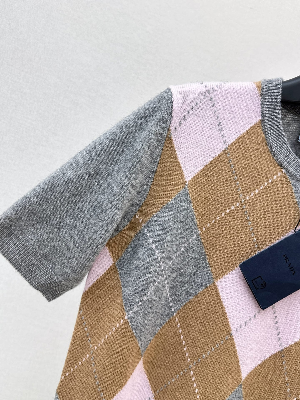 26FW New Pink-Brown Argyle Cashmere Short-Sleeve Knit Top 🩶