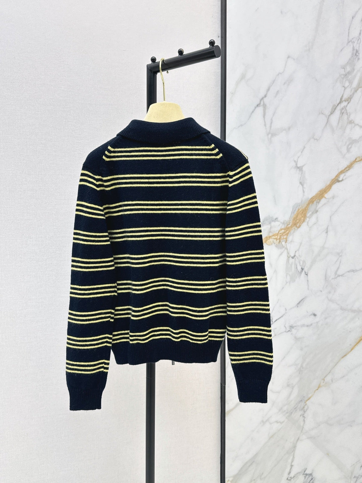 26FW New Striped Knit Cardigan with Collar 🖤