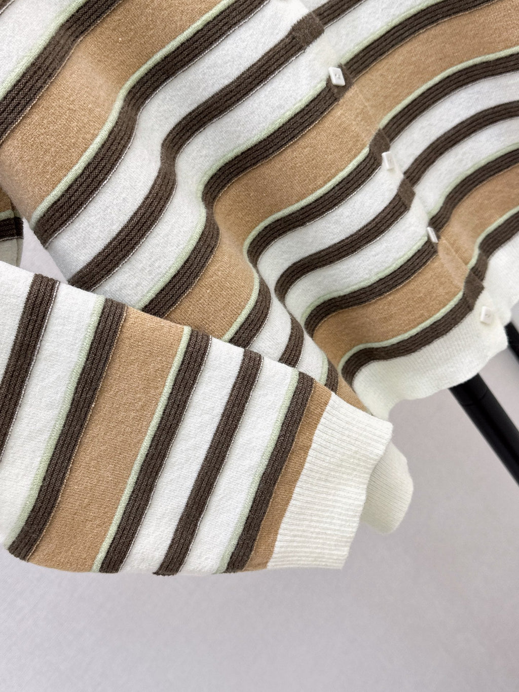 26FW New Striped Knit Cardigan 🤎