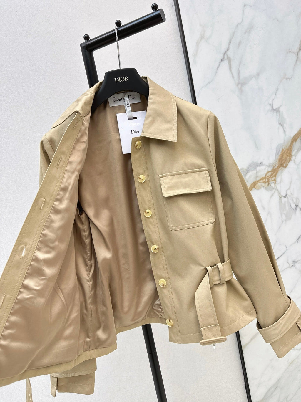 Dior/26FW New Cropped Trench Coat with Cinched-Waist Design 🖤