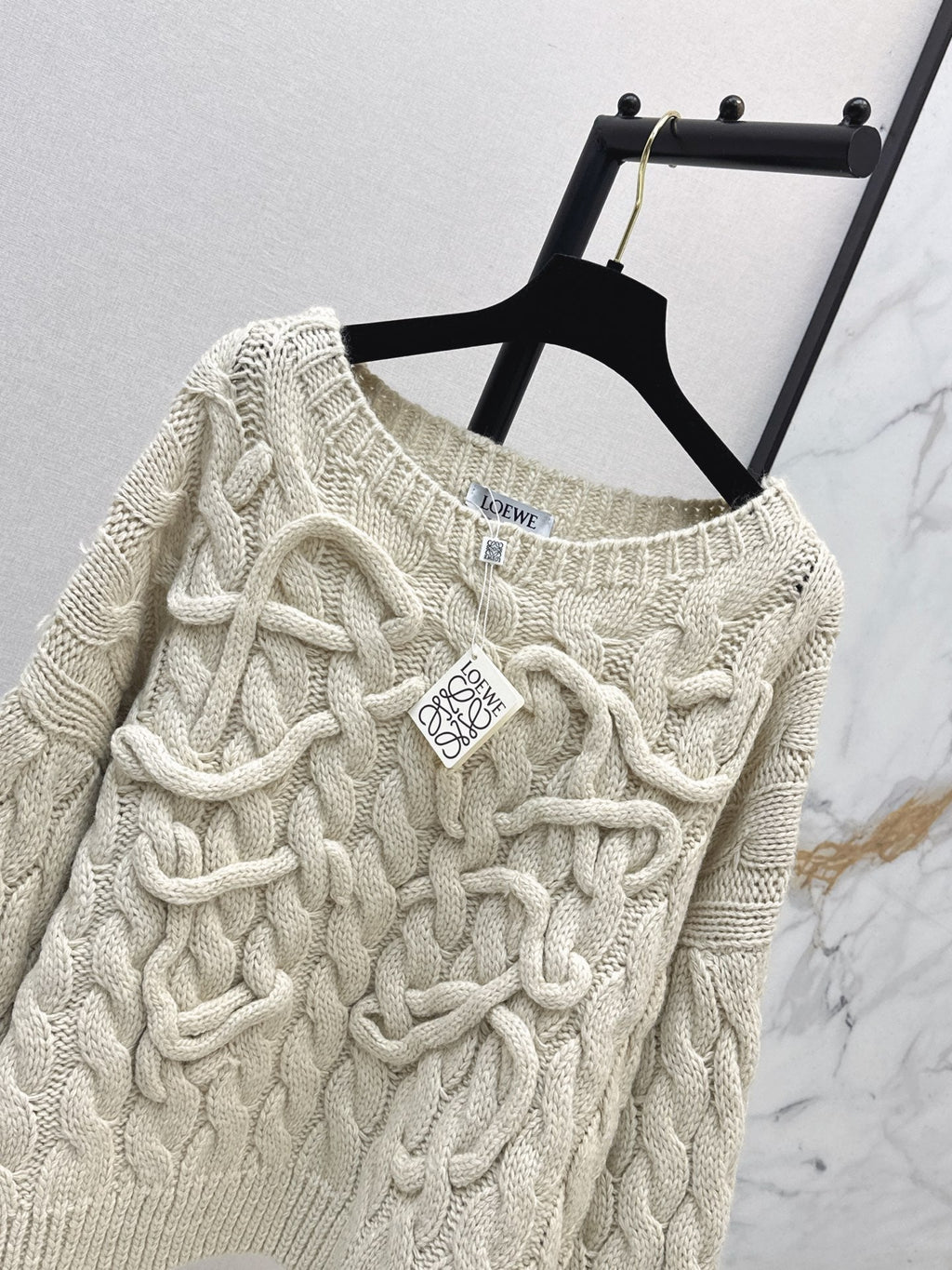 26FW New Cream Pullover Sweater with Woven Logo 🤍