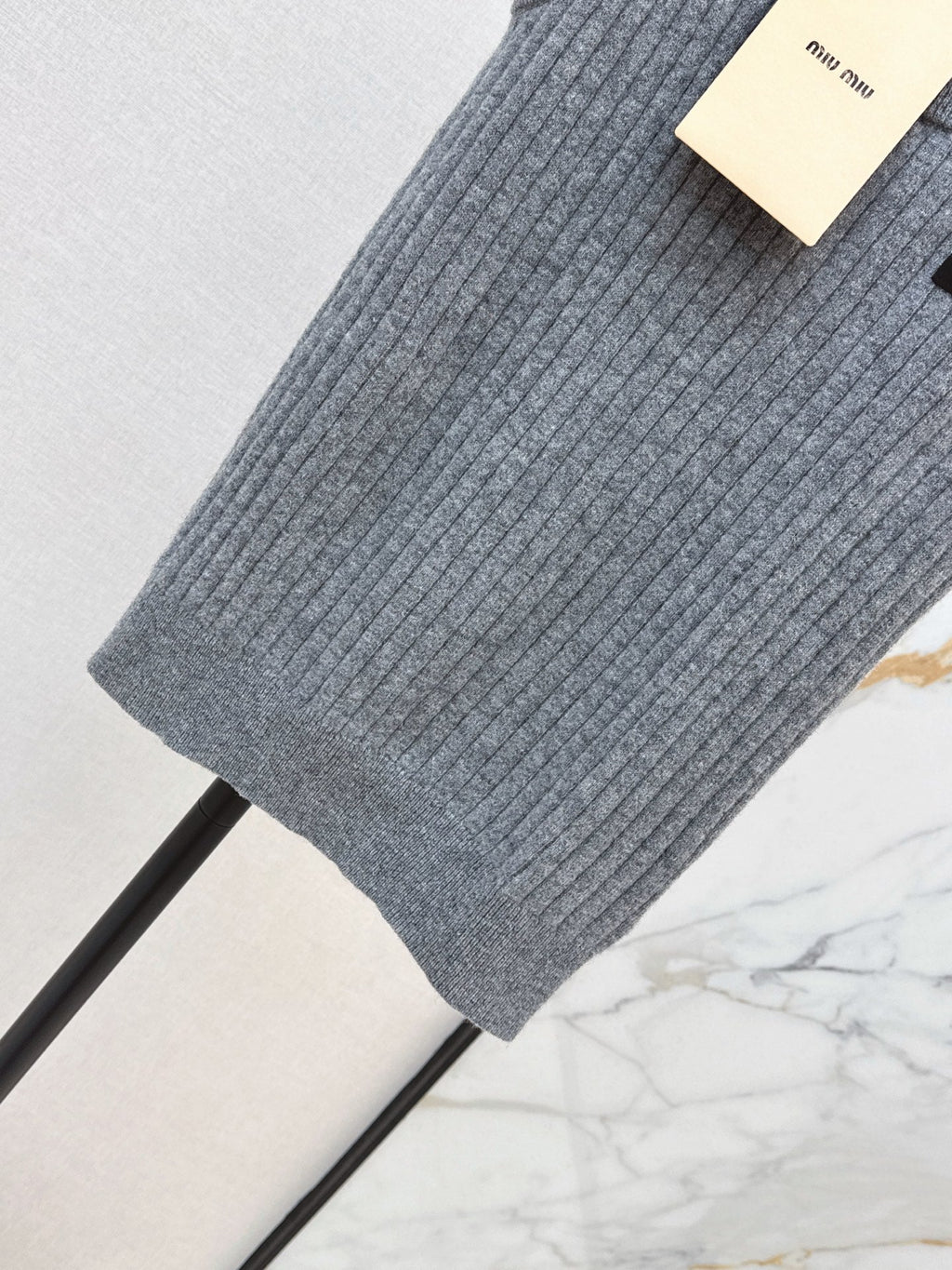 26FW New Wool Sleeveless Knit Vest 🤍